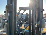 Hydraulics with Mast Lift Cylinders