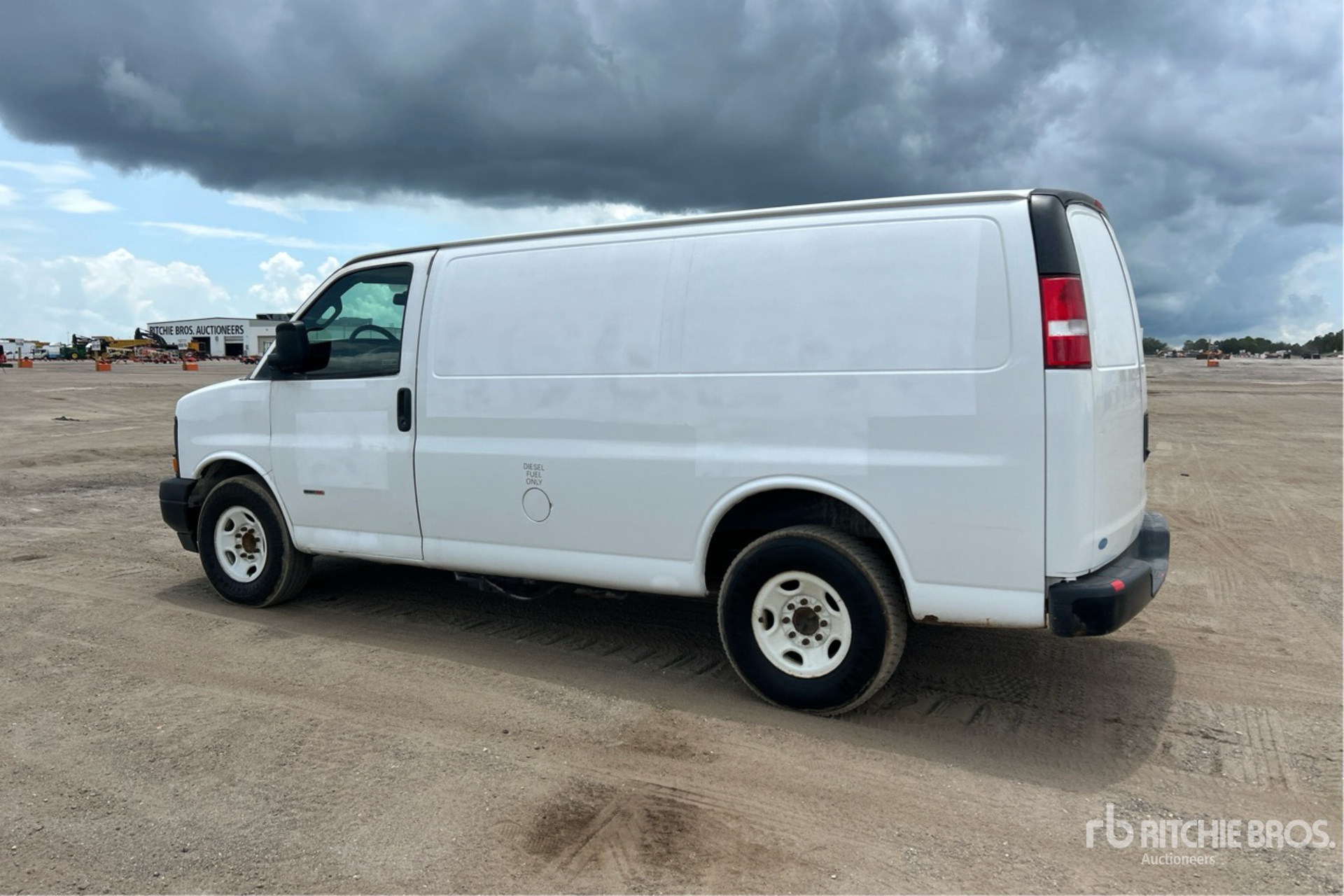 General Appearance with Picture, Left Rear Corner