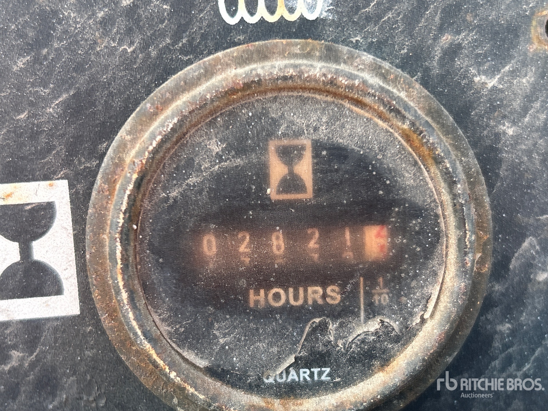 General Appearance with Hour Meter / Odometer