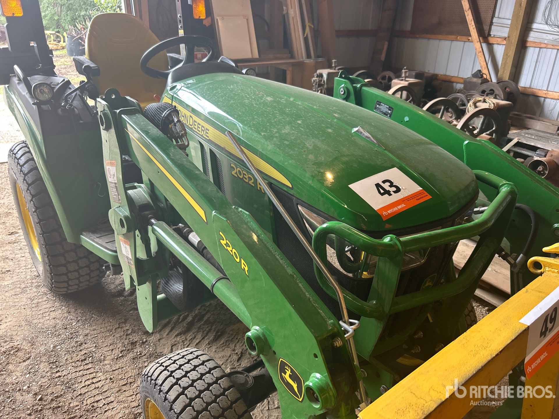 2022 John Deere 2032R