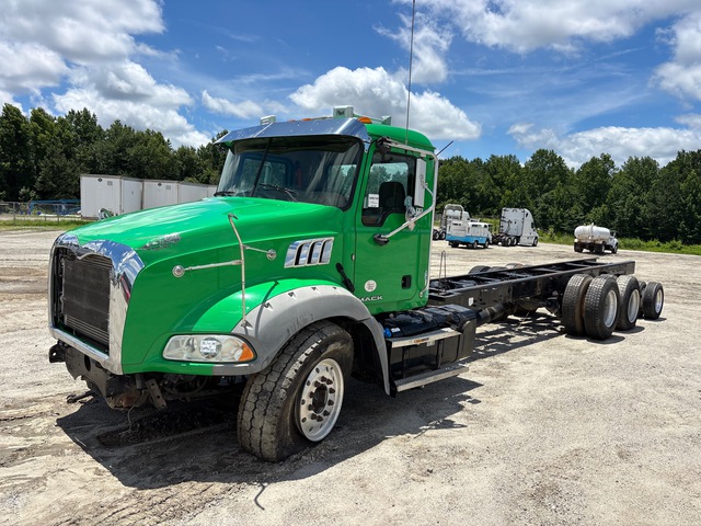2018 Mack GU813 8x4 Cab and Chassis (Inoperable)