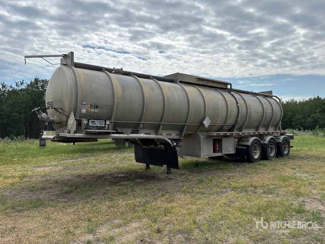 2009 Tremcar Tanker Trailer