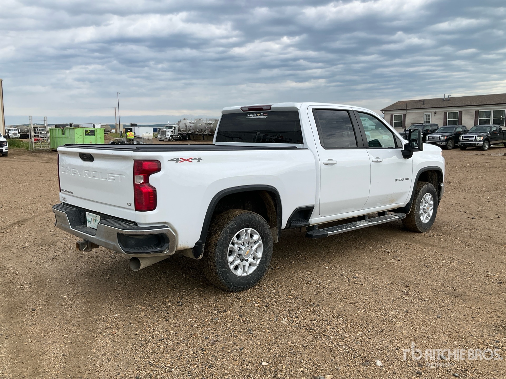 General Appearance with Picture, Right Rear Corner