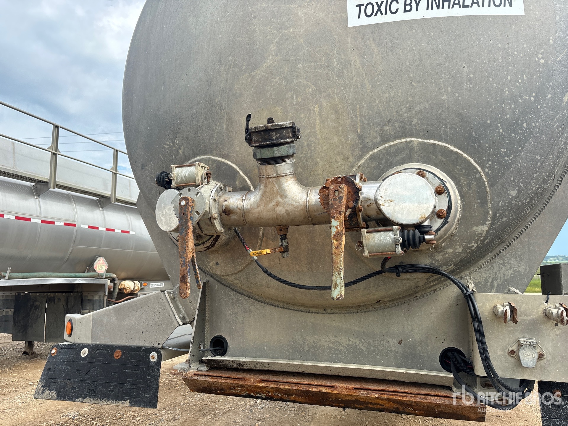 2013 Dragon 42000 L Tri/A