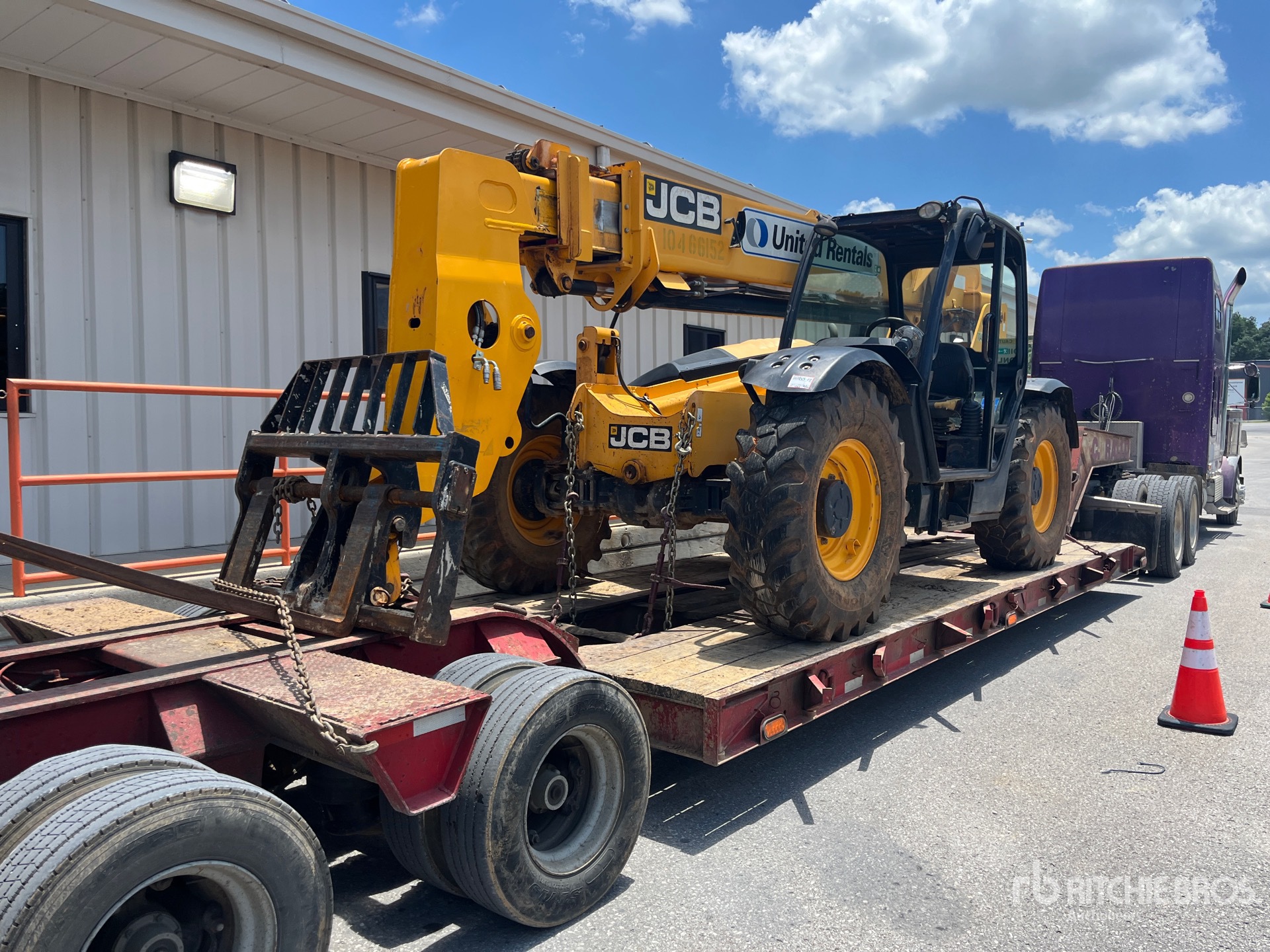 Photo of a 2016 JCB 507-42