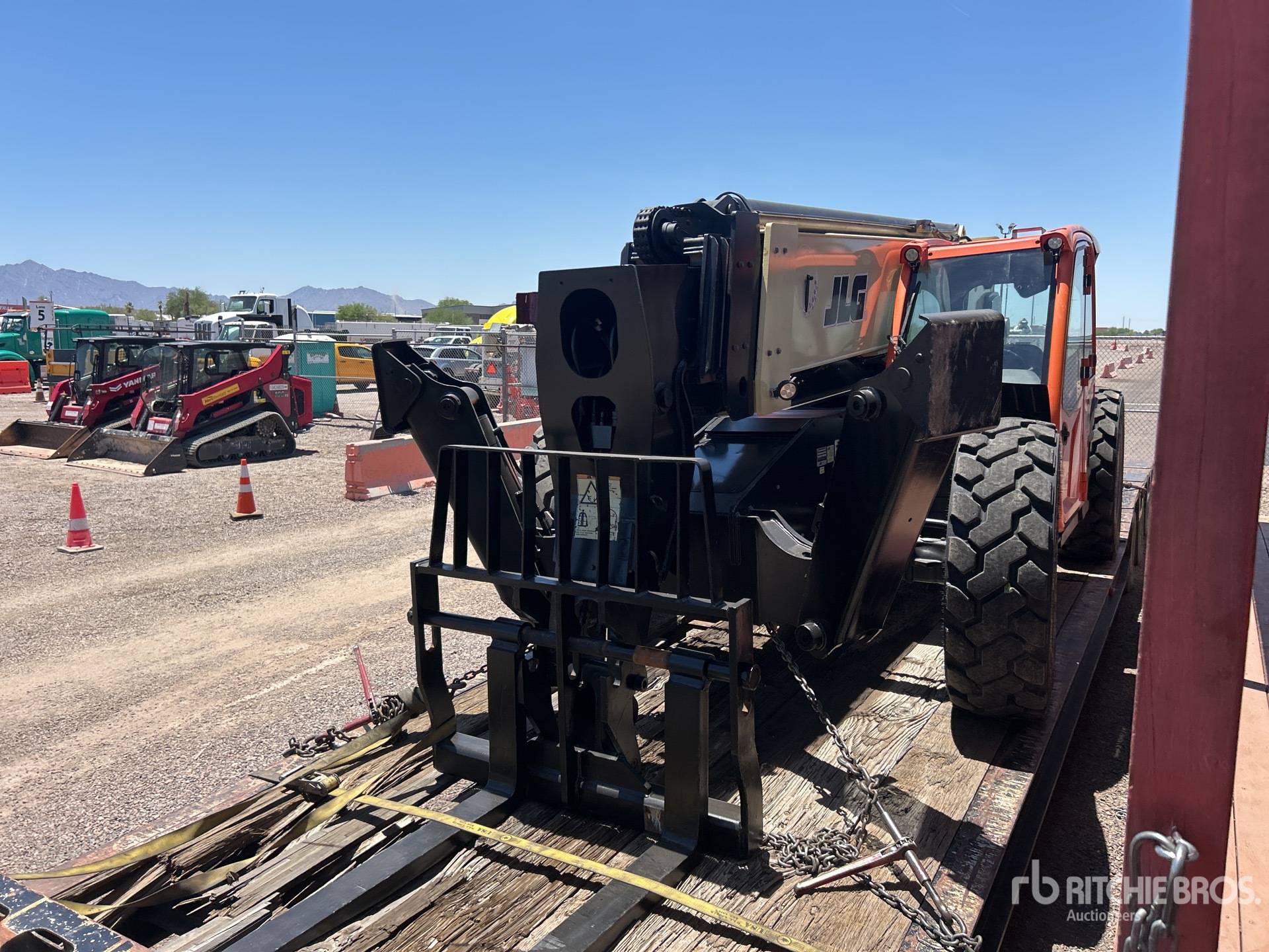 Photo of a 2018 JLG 1255