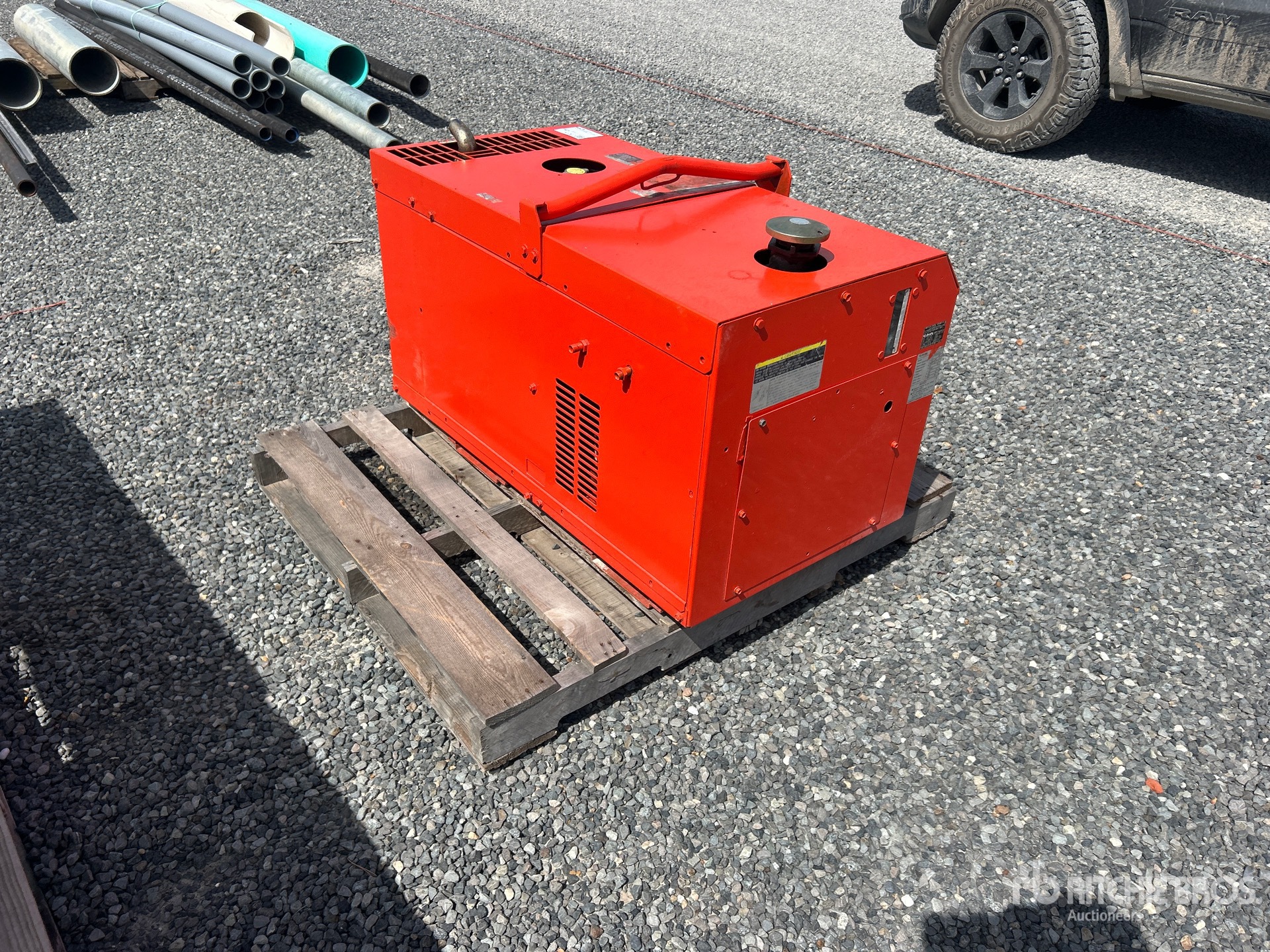 General Appearance with Picture, Right Rear Corner