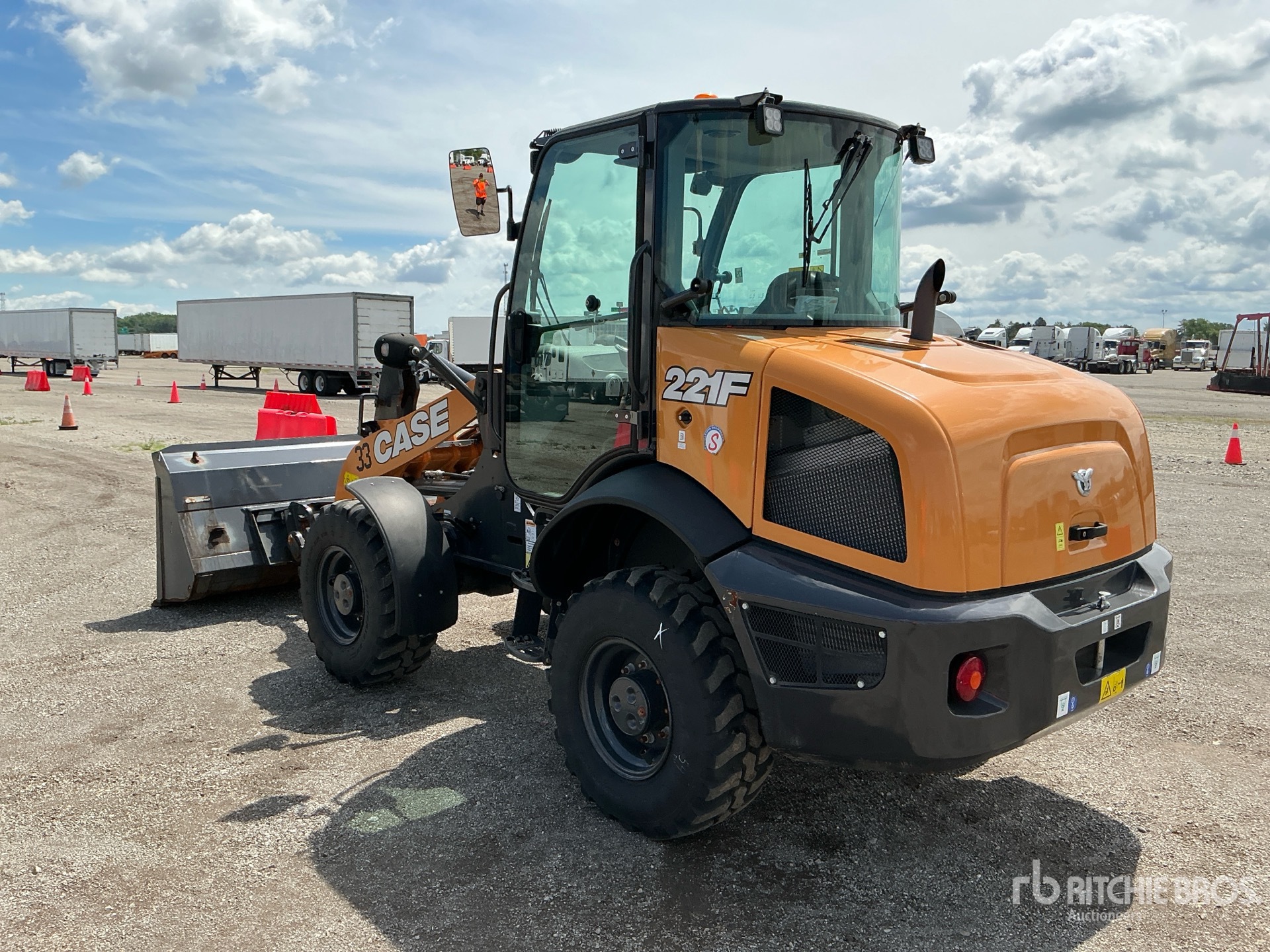 General Appearance with Picture, Left Rear Corner