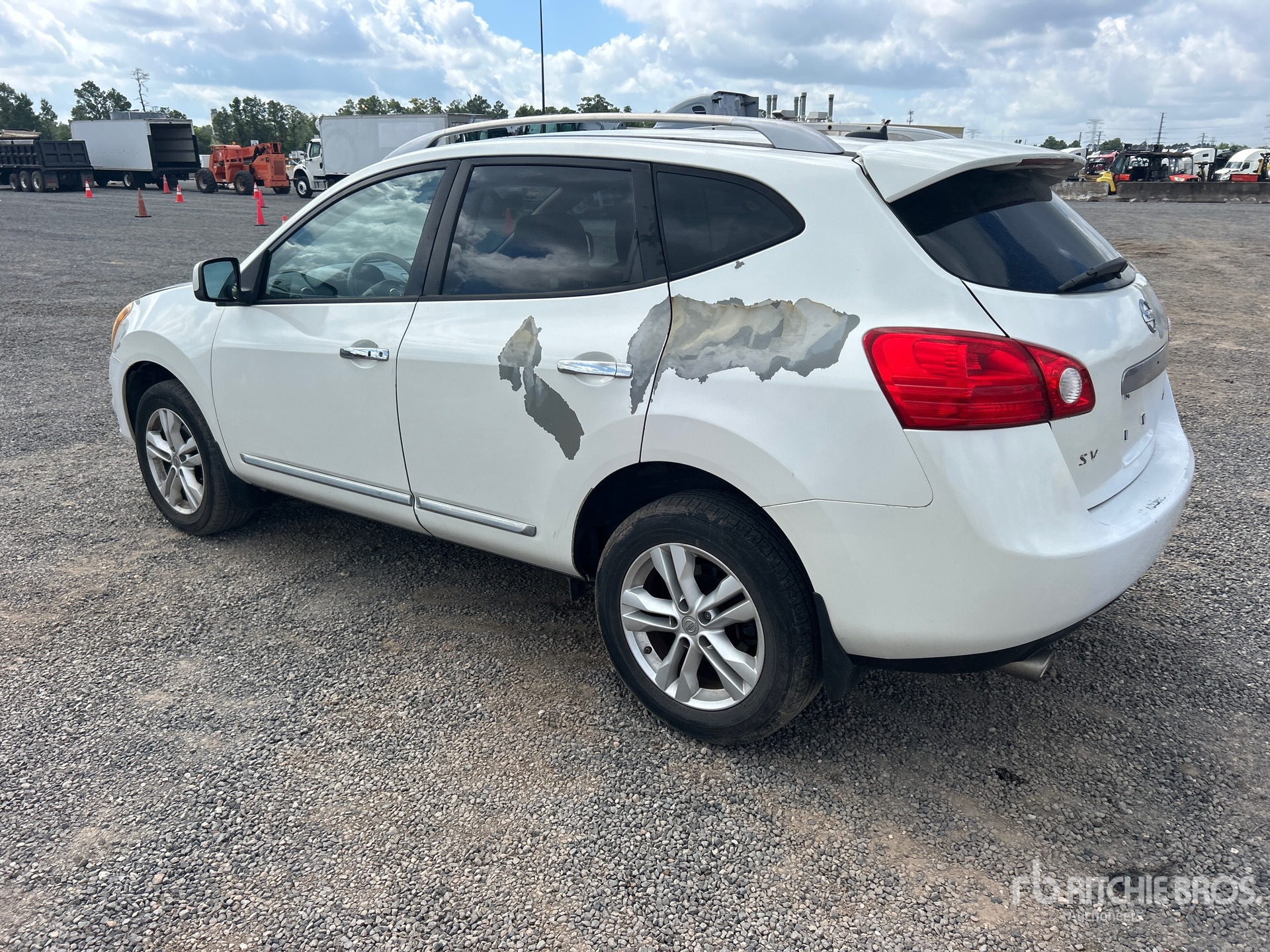 General Appearance with Picture, Left Rear Corner