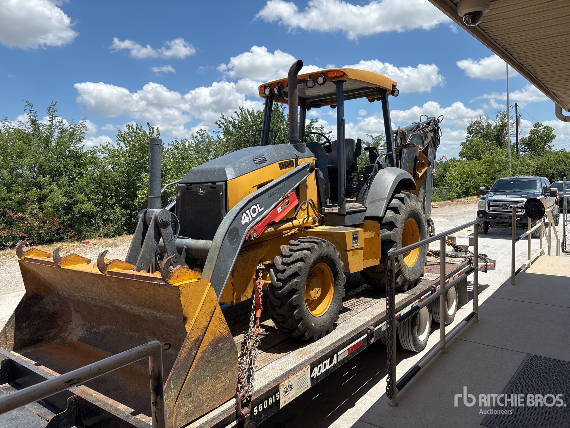 Photo of a  John Deere 410L