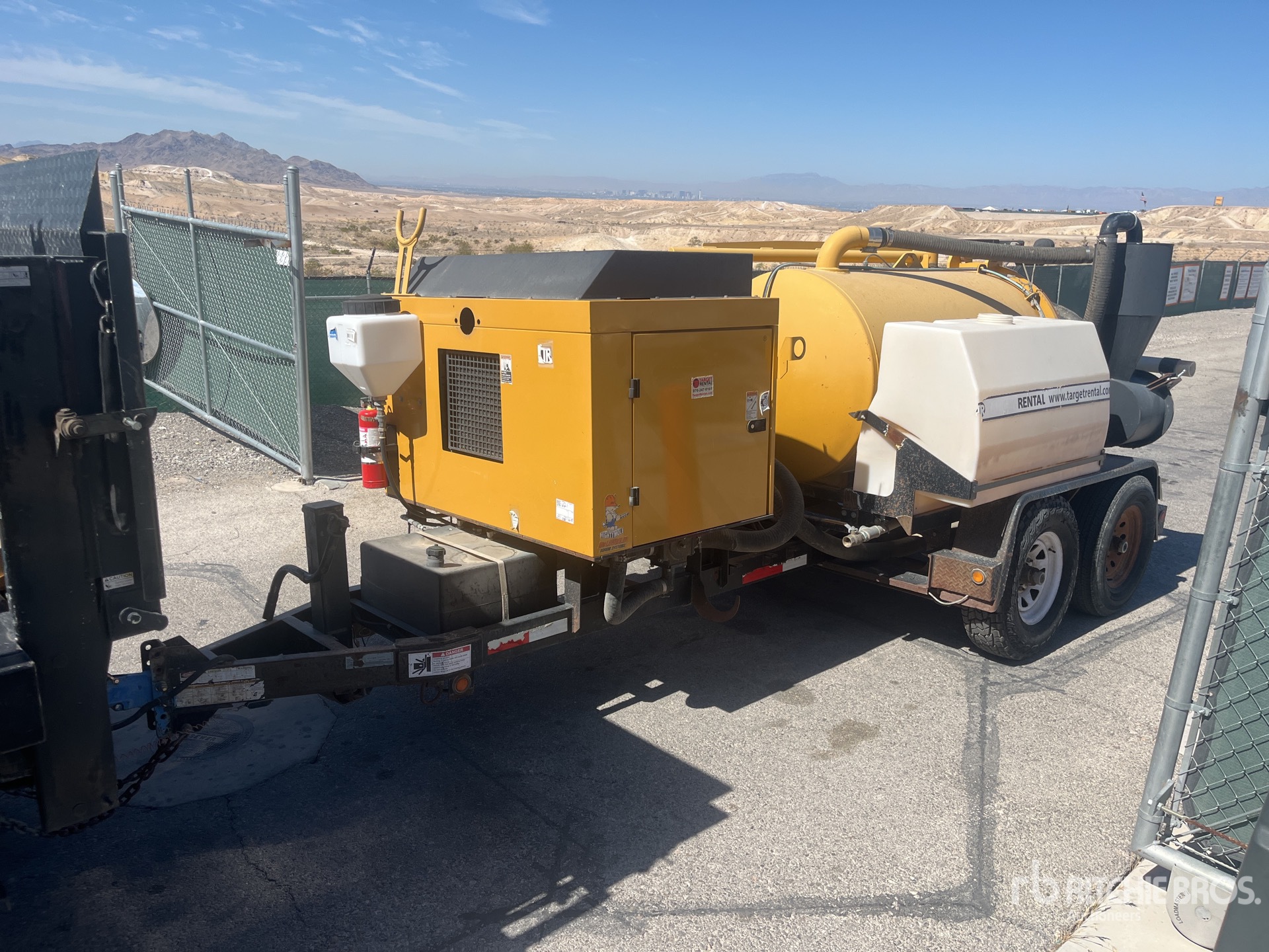 Photo of a 2013 Vermeer V500LE