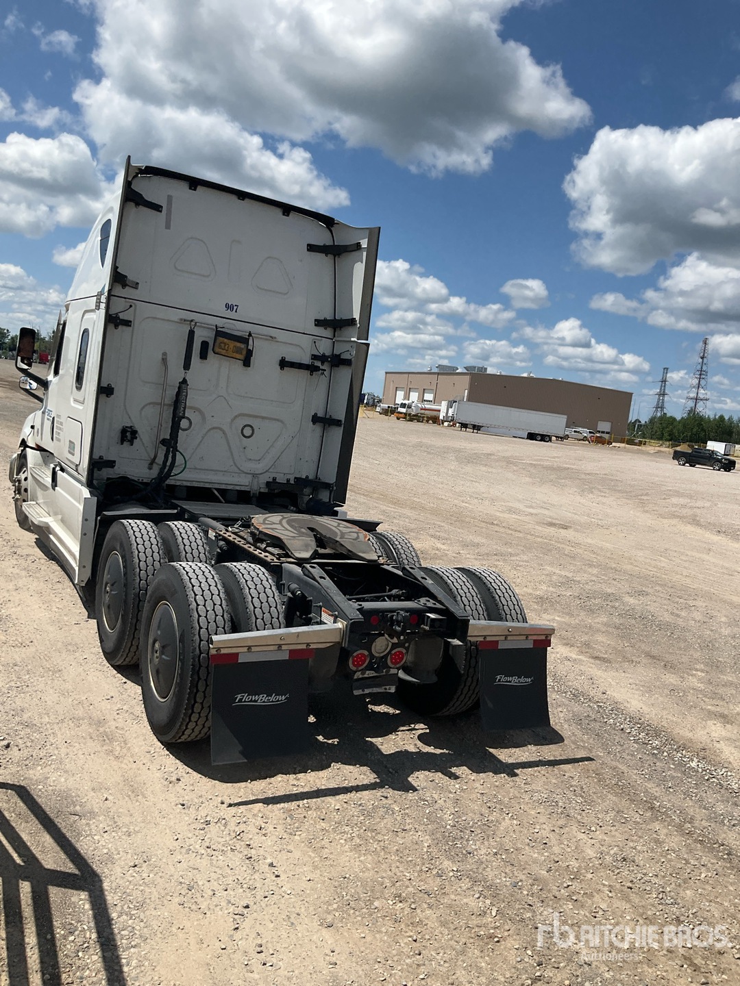2024 Freightliner CASCADIA 126