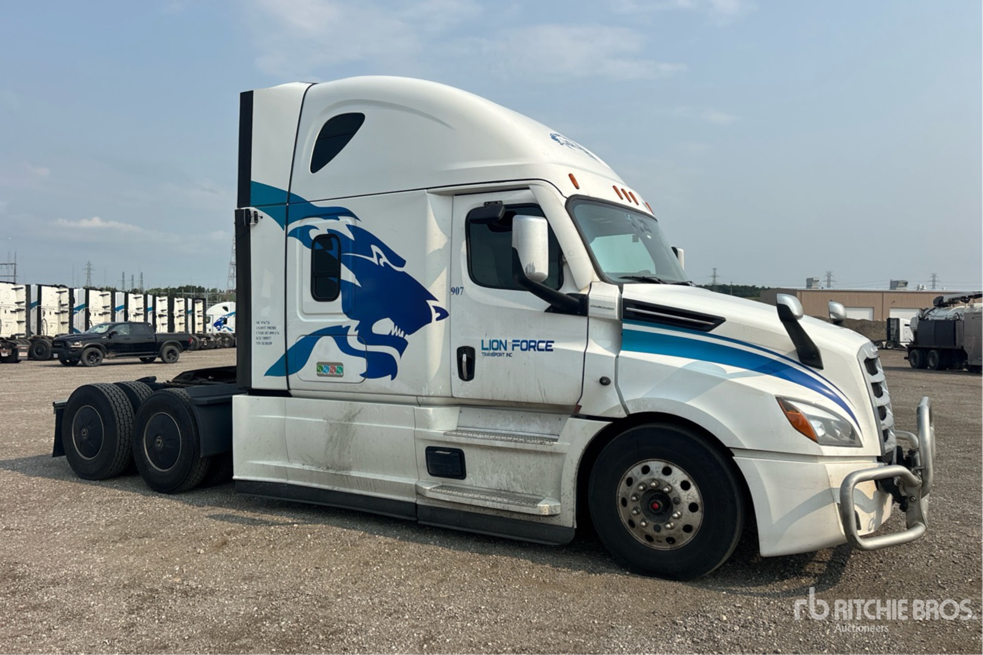 2024 Freightliner CASCADIA 126