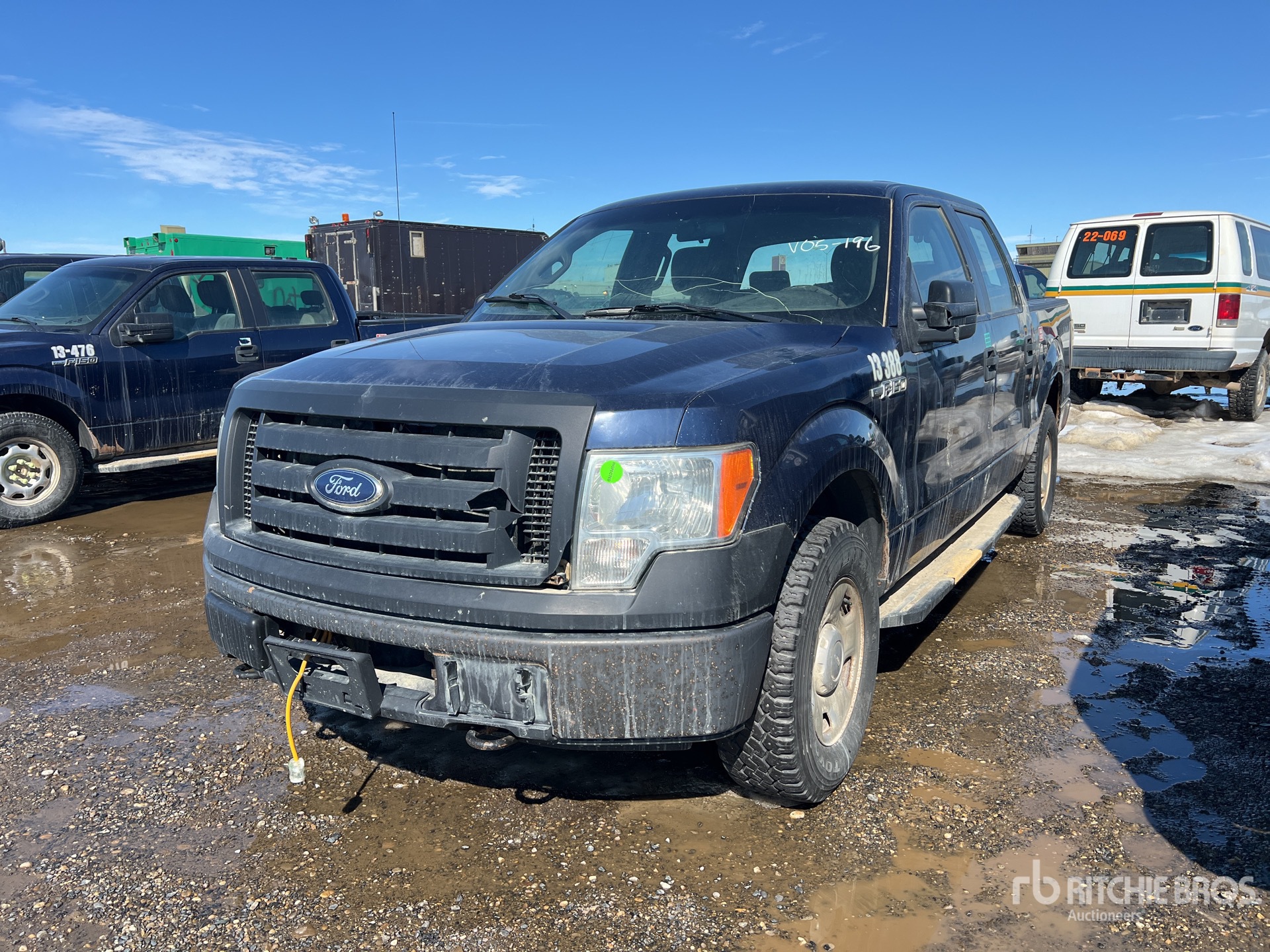 General Appearance with Picture, Left Front Corner