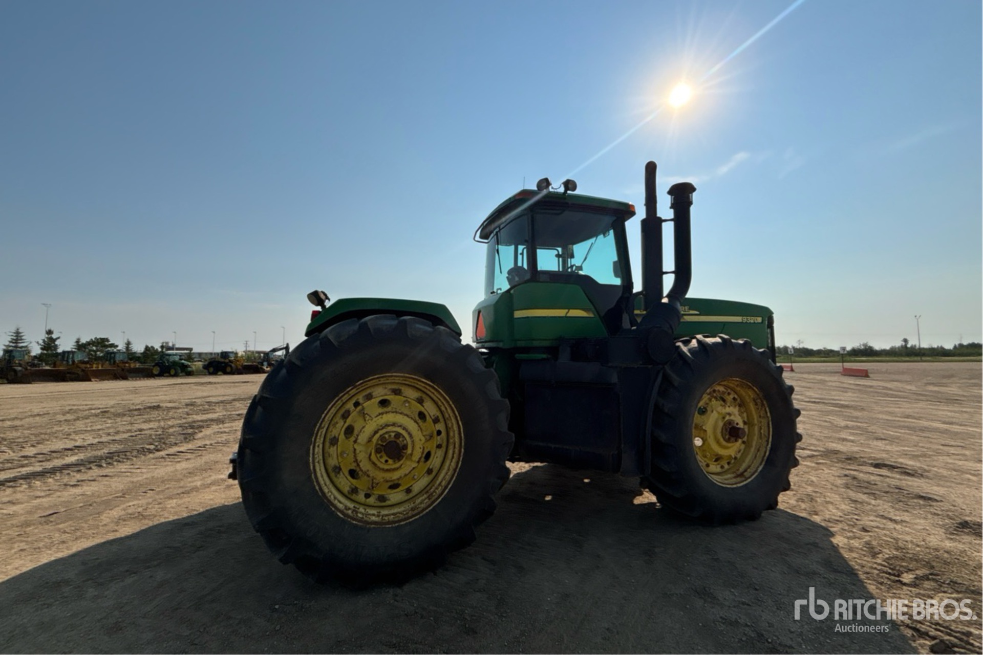 2004 John Deere 9320