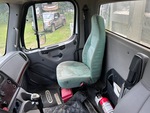 Cab with Seats/armrests