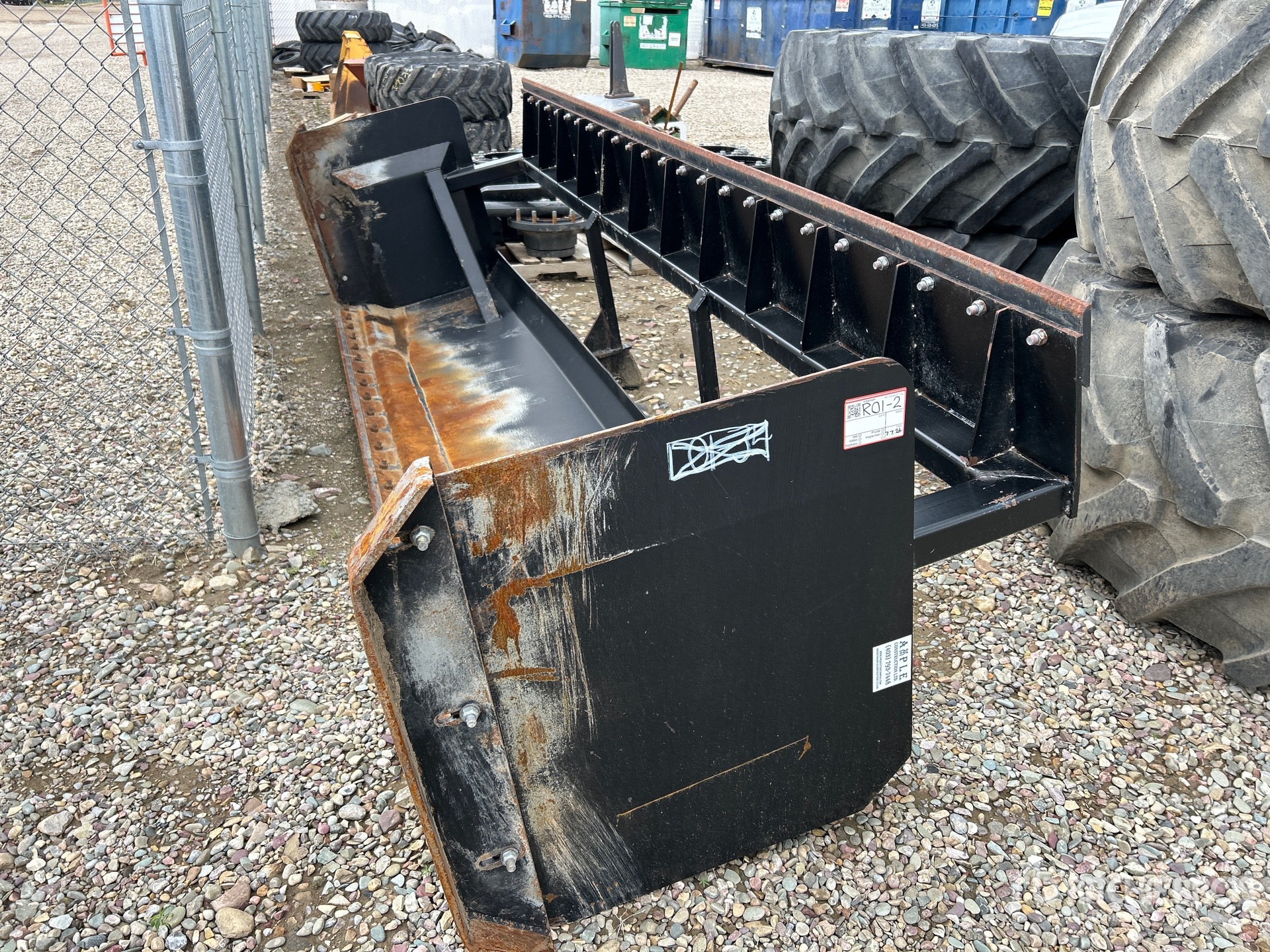 General Appearance with Picture, Left Front Corner