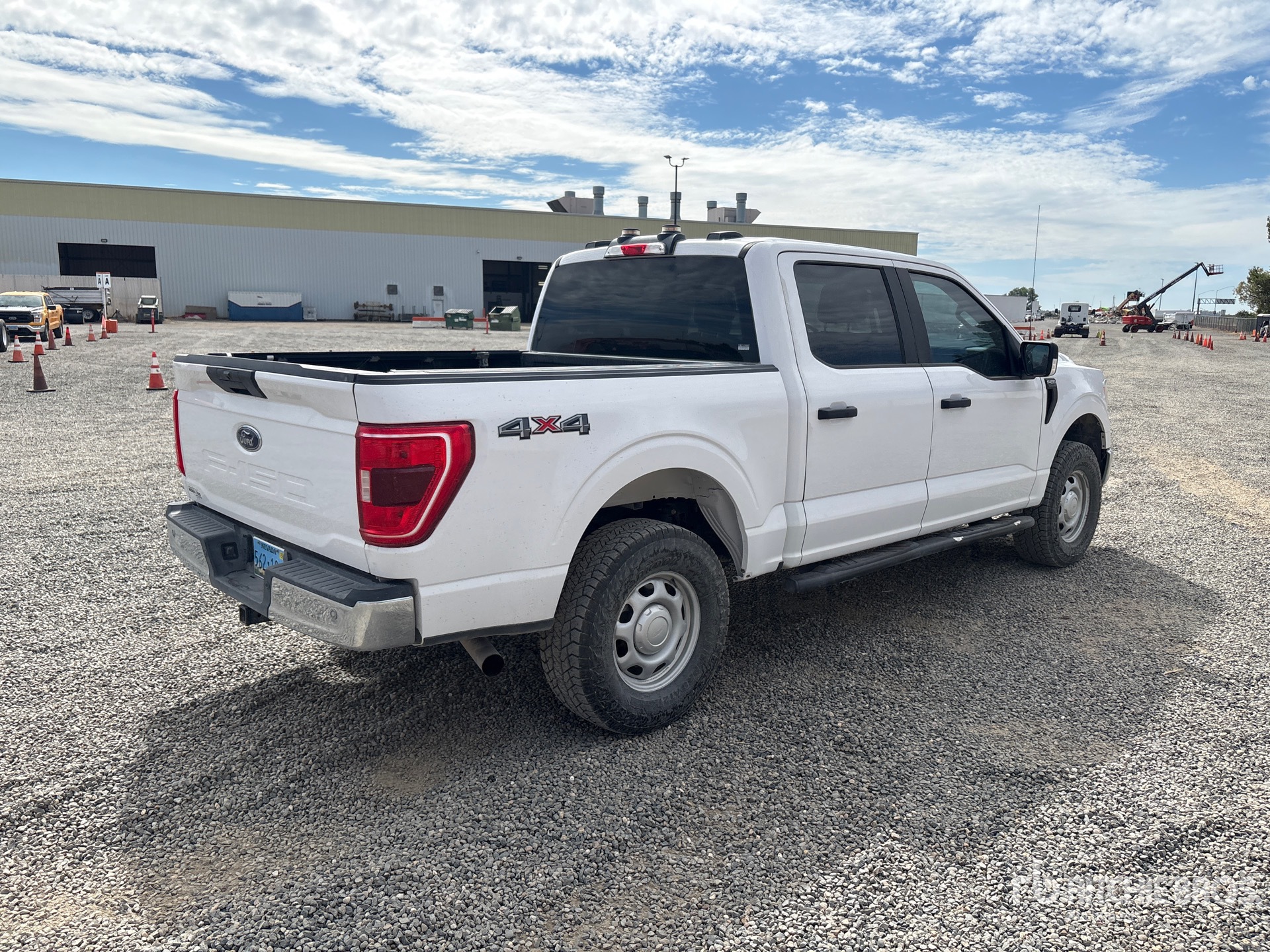 General Appearance with Picture, Right Rear Corner