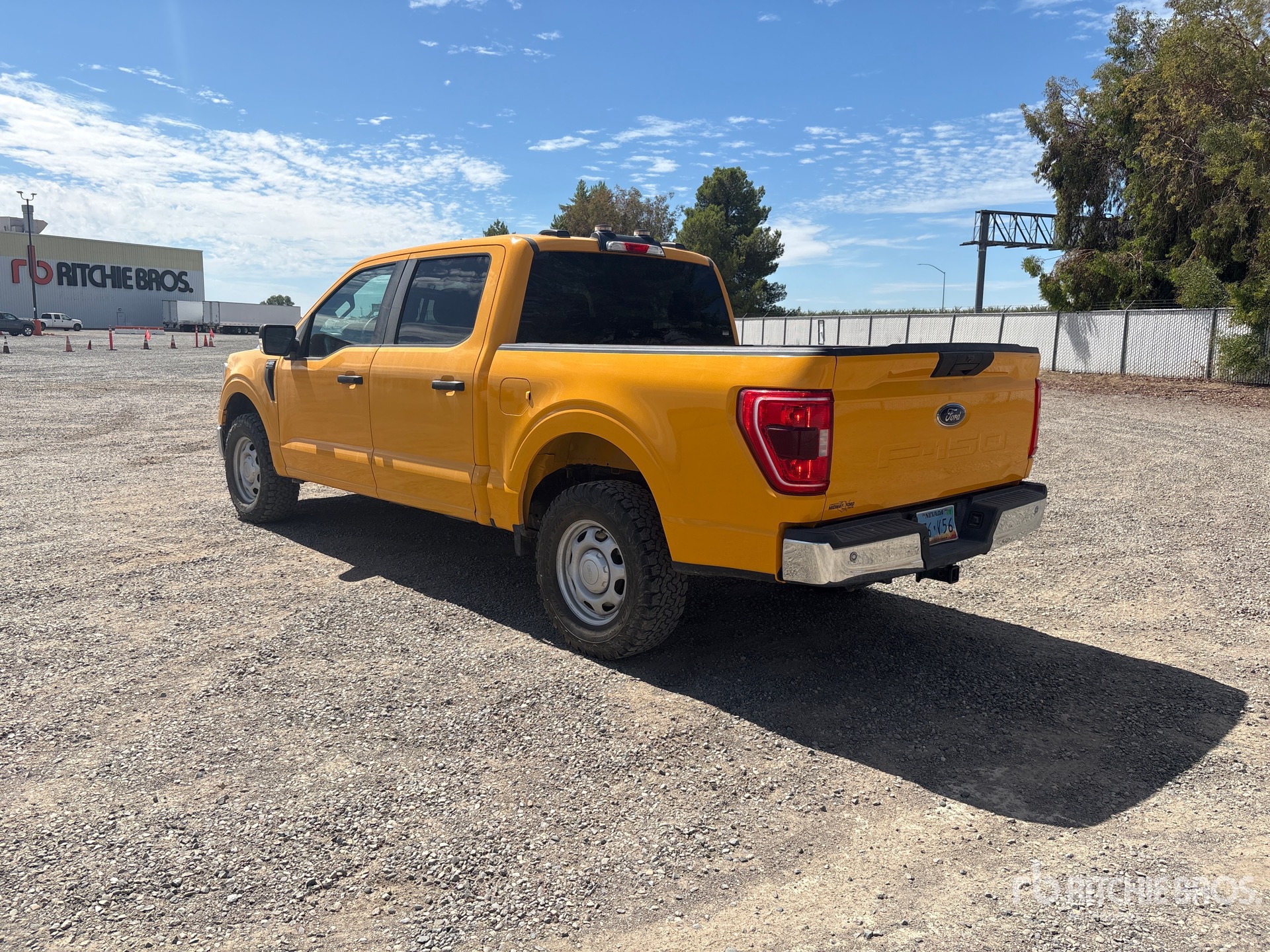 General Appearance with Picture, Left Rear Corner