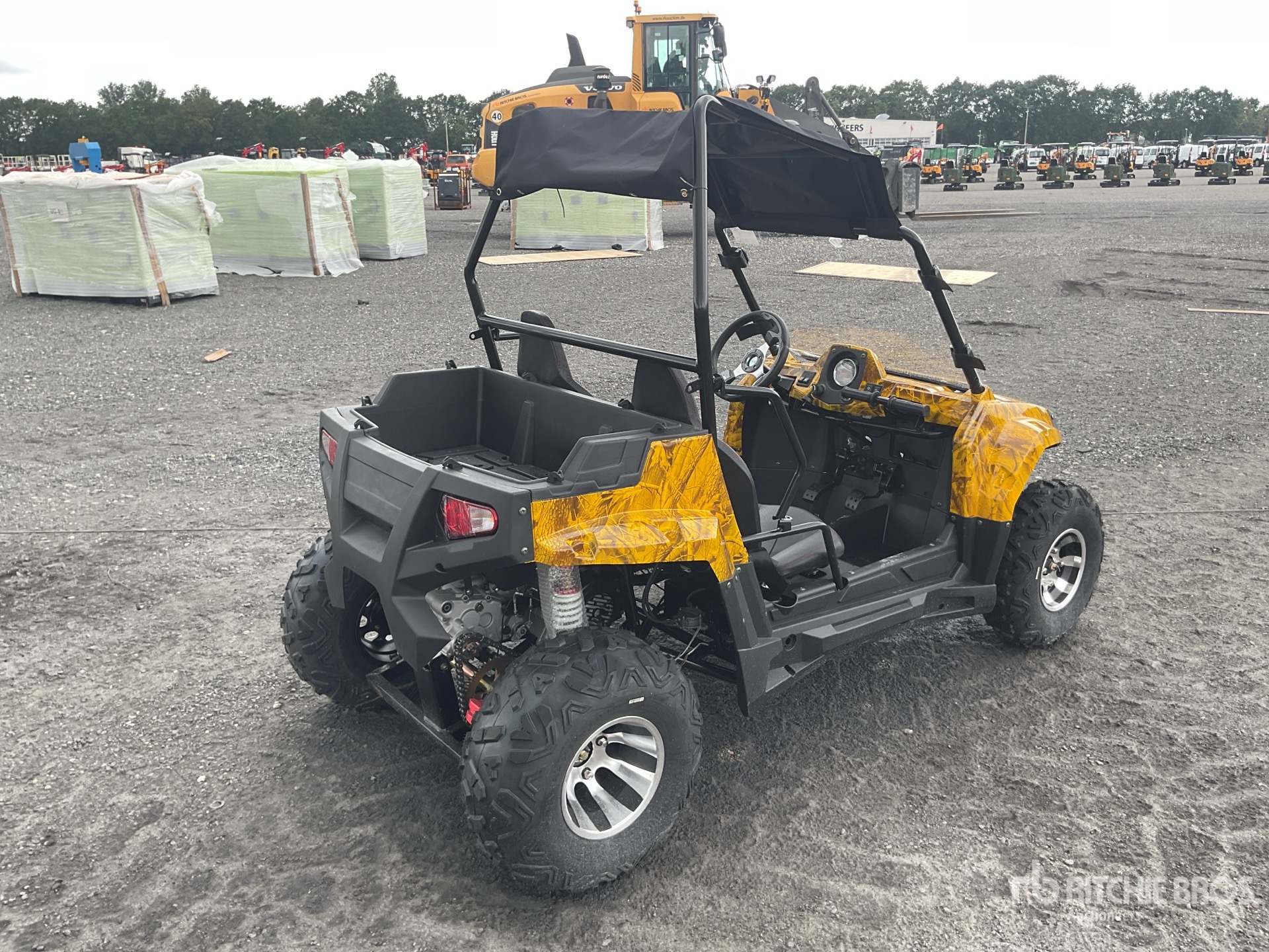 General Appearance with Picture, Right Rear Corner