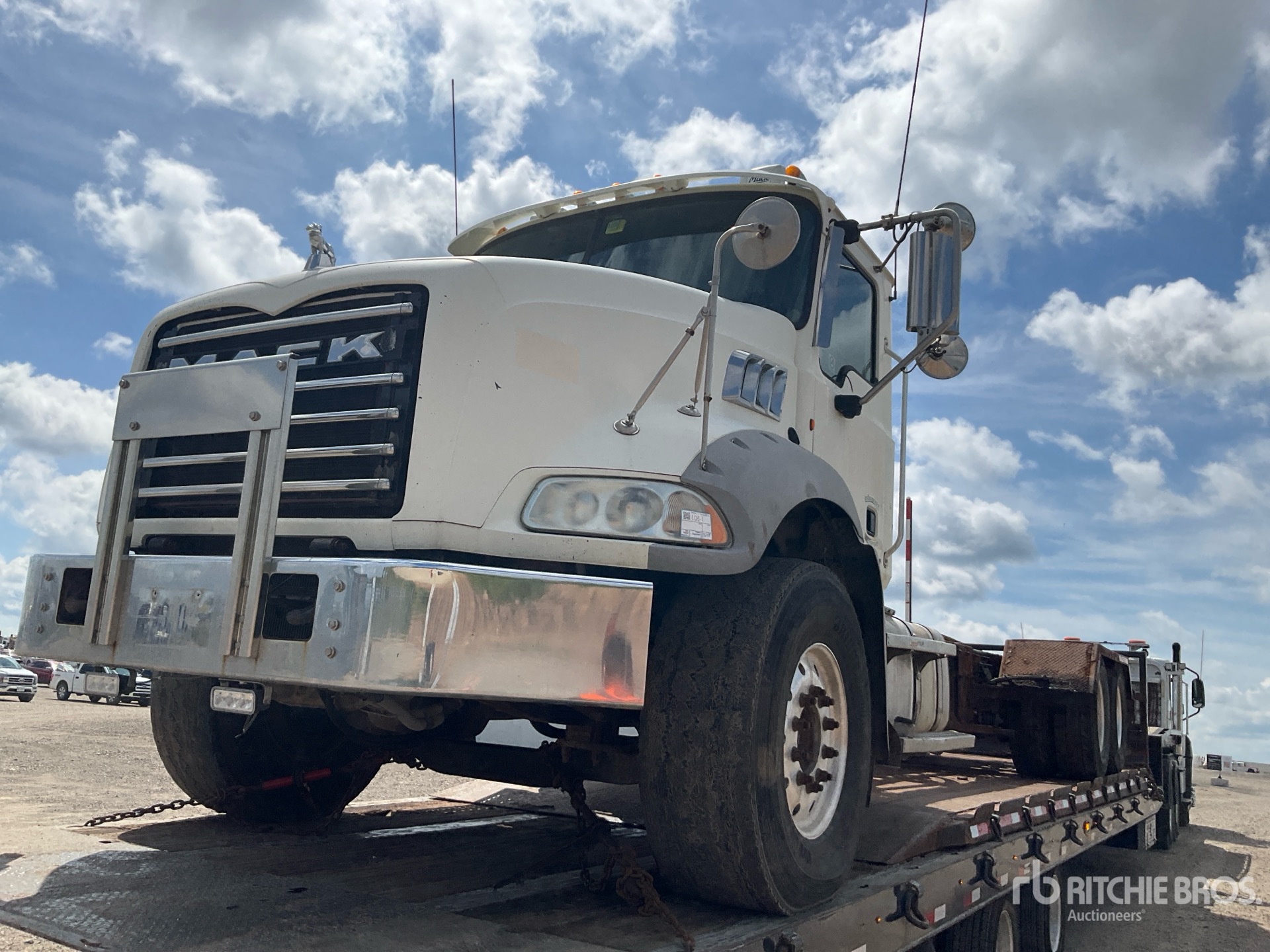 2012 Mack GU813