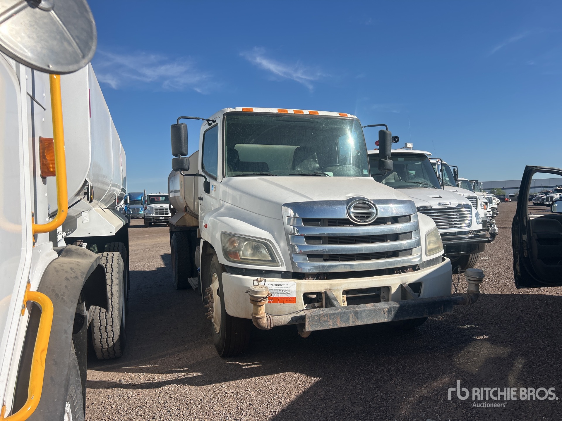 Photo of a 2019 Hino 338