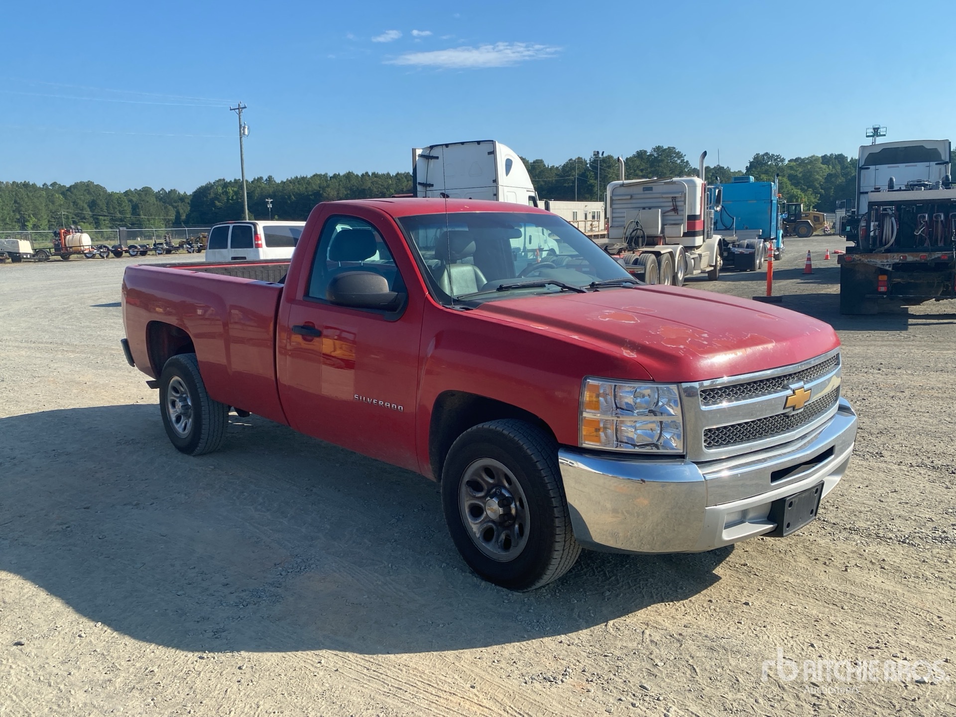 General Appearance with Picture, Right Front Corner