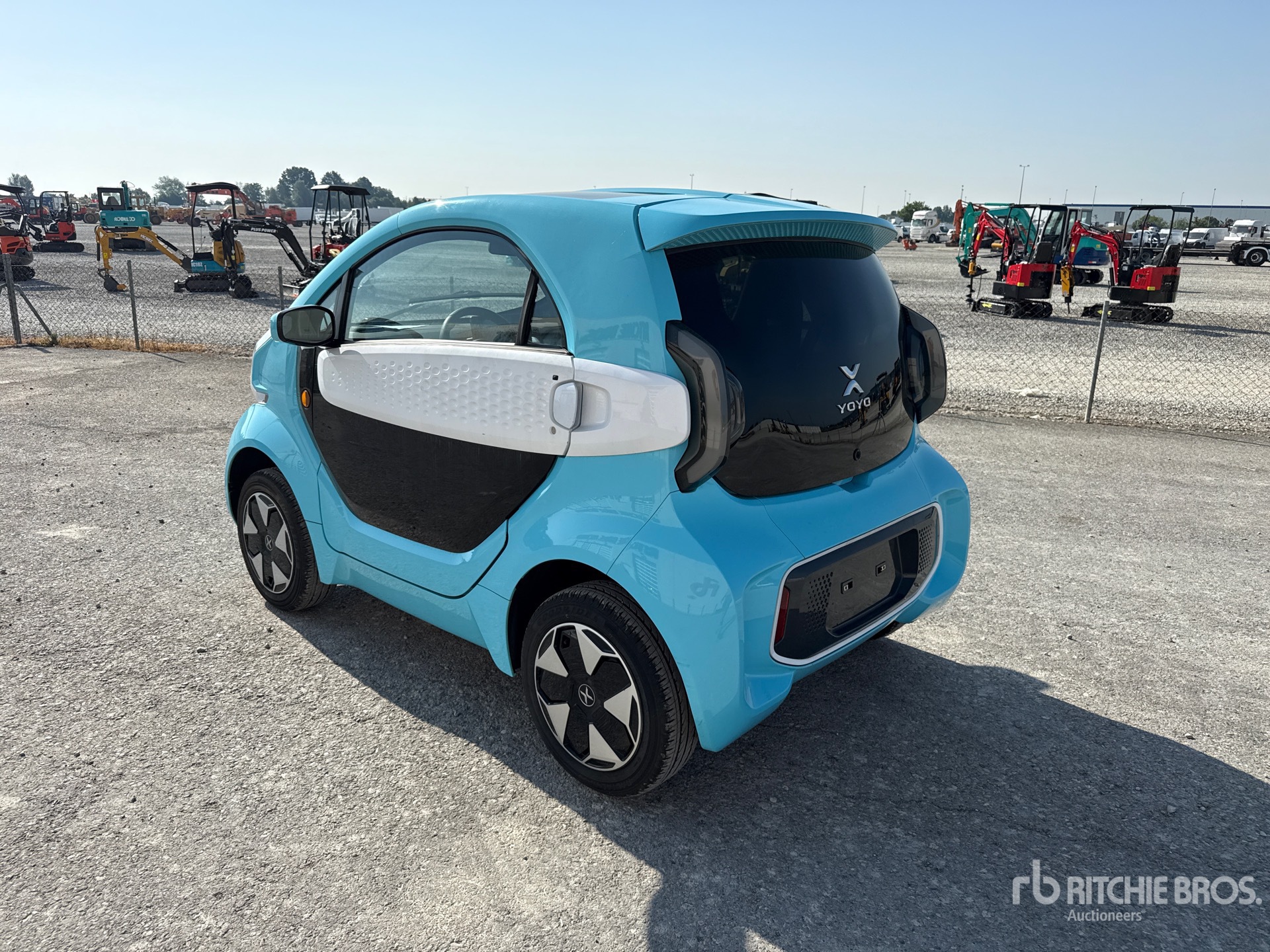General Appearance with Picture, Left Rear Corner
