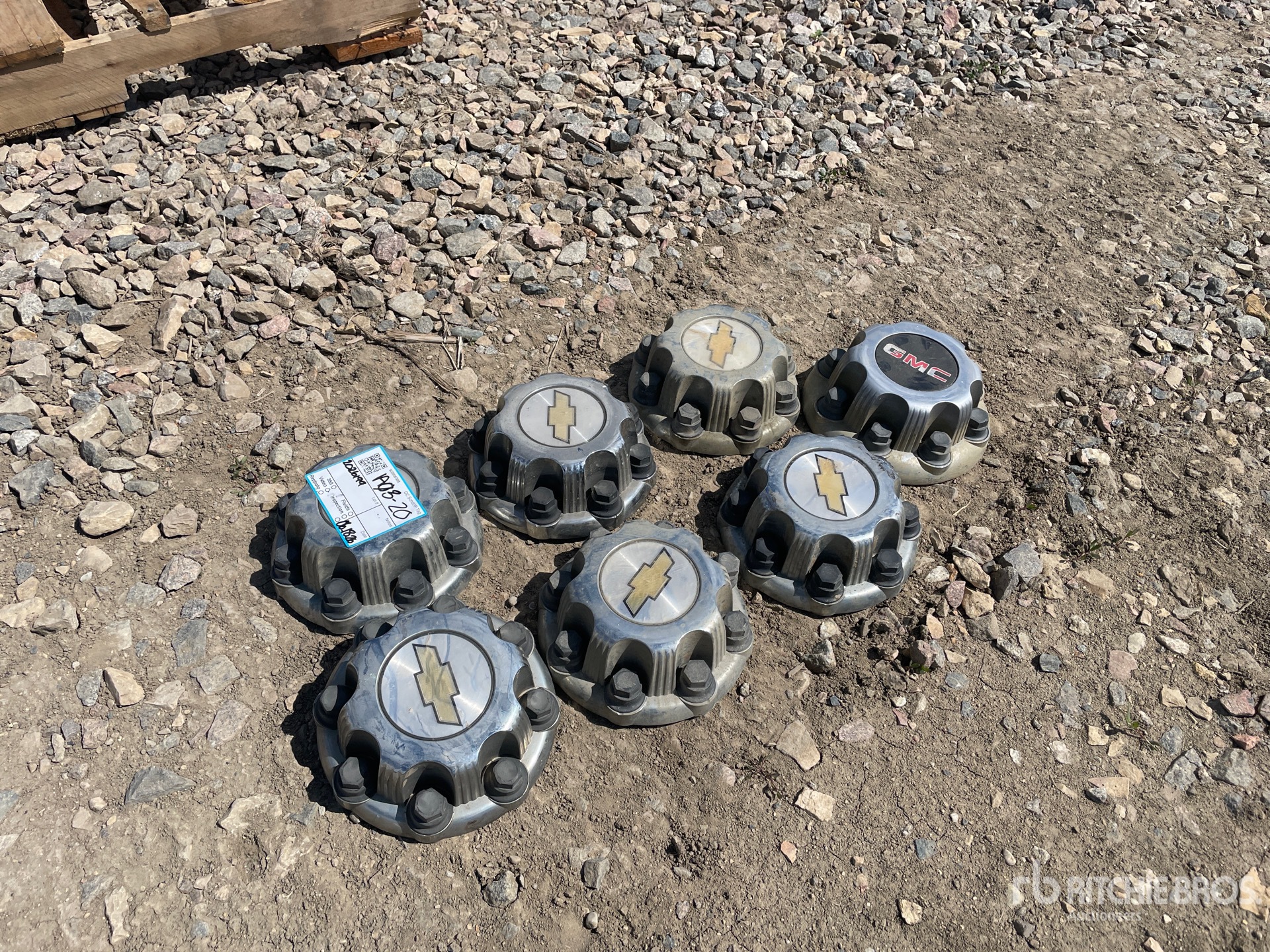 General Appearance with Bild, Ecke vorne links