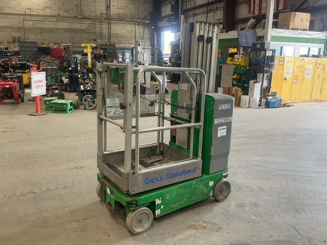 2017 Genie GR20 Vertical Mast Lift