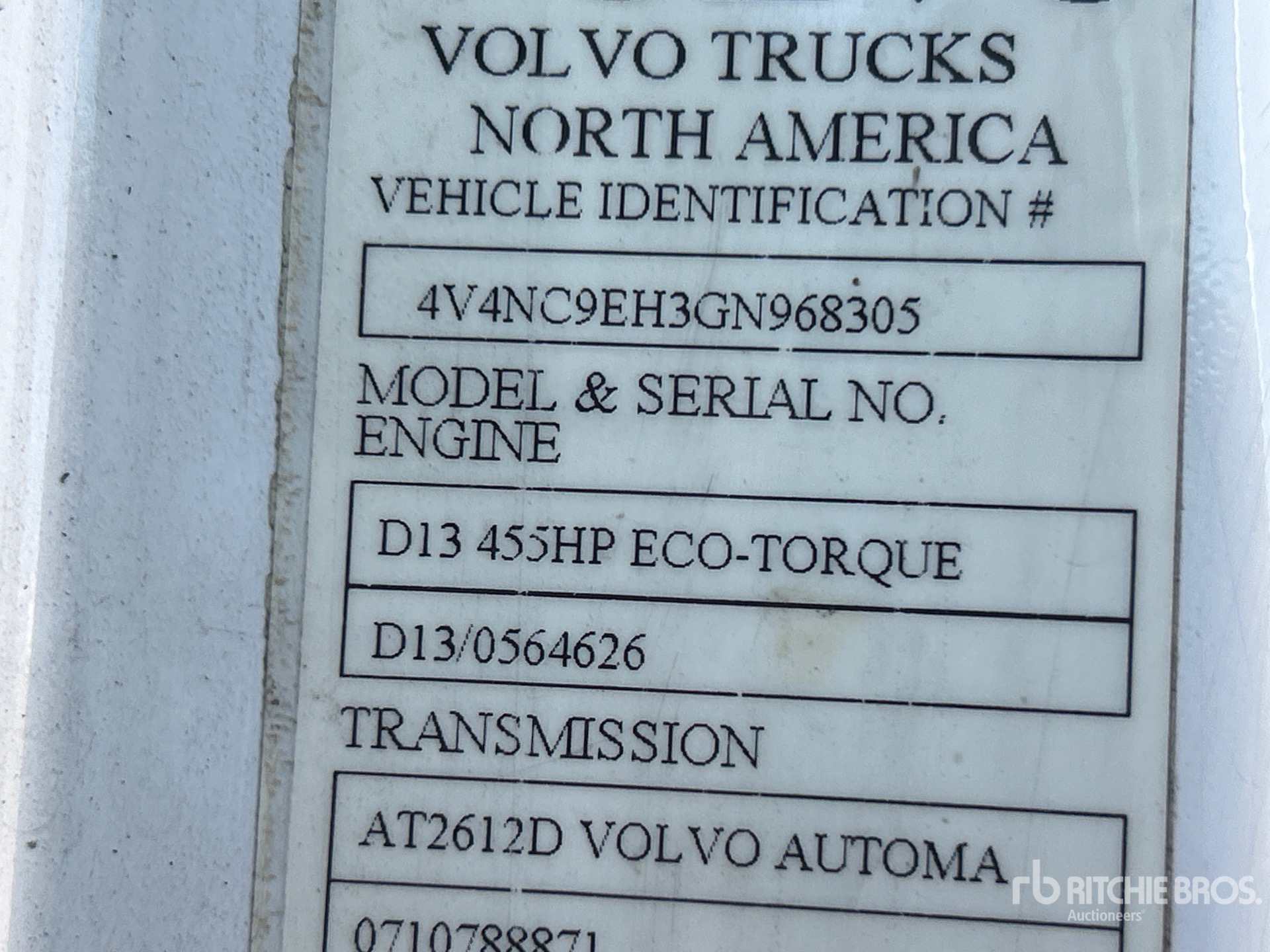 Photo of a 2016 Volvo VNL670