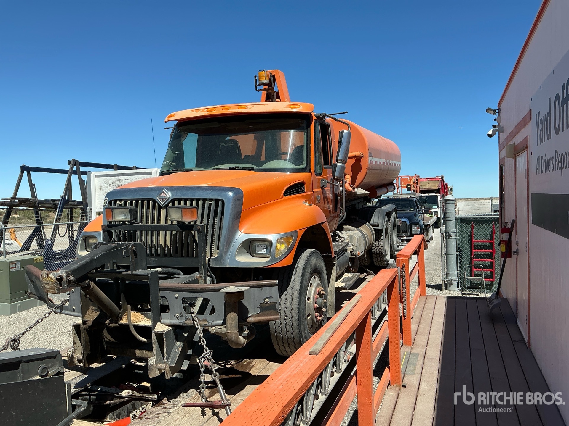 Photo of a  International S4700