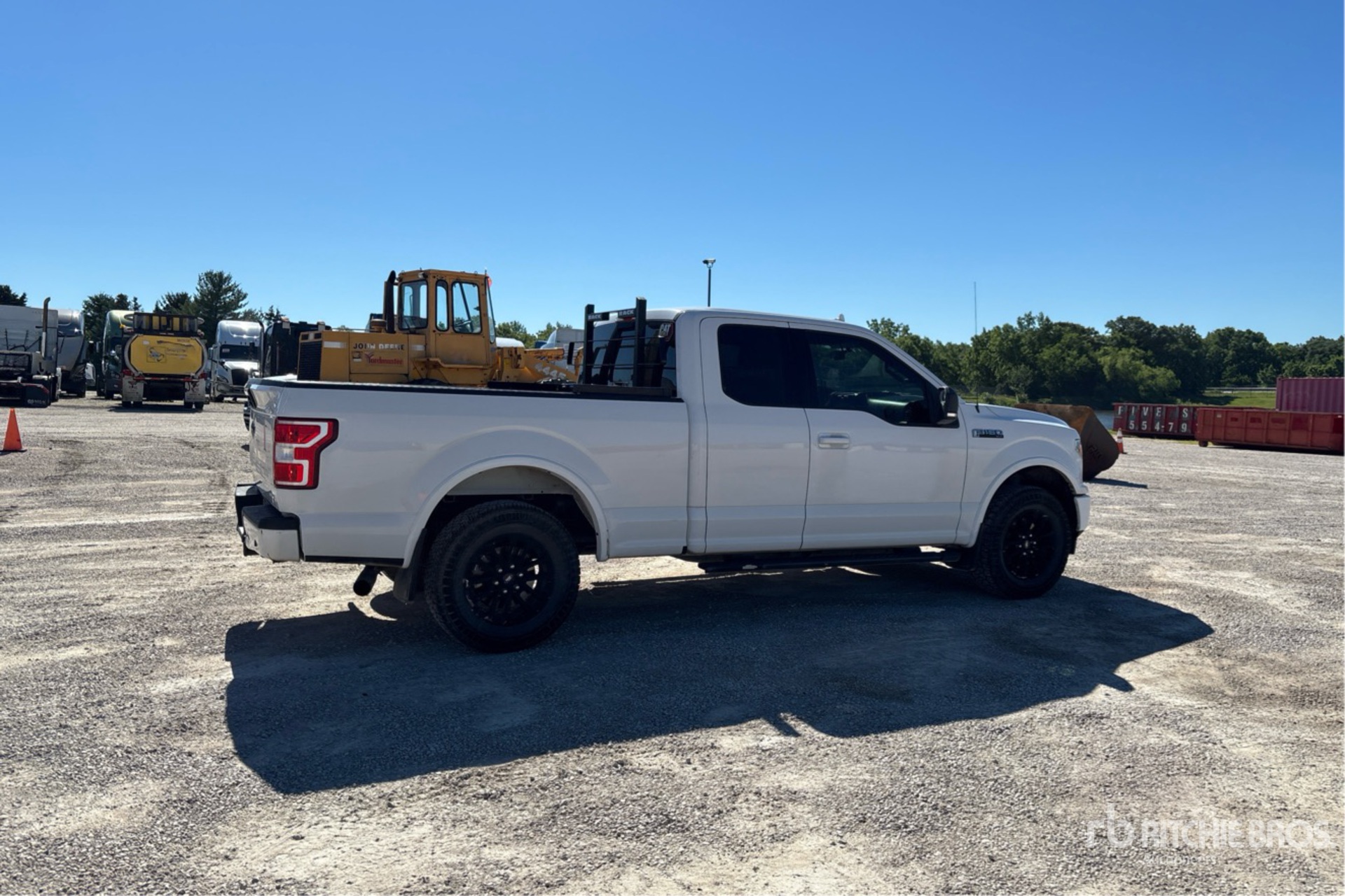 General Appearance with Picture, Right Rear Corner