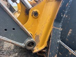 Chassis with Quick Coupler to Arms Pins