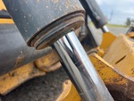 Hydraulics with Bucket Tilt Cylinders