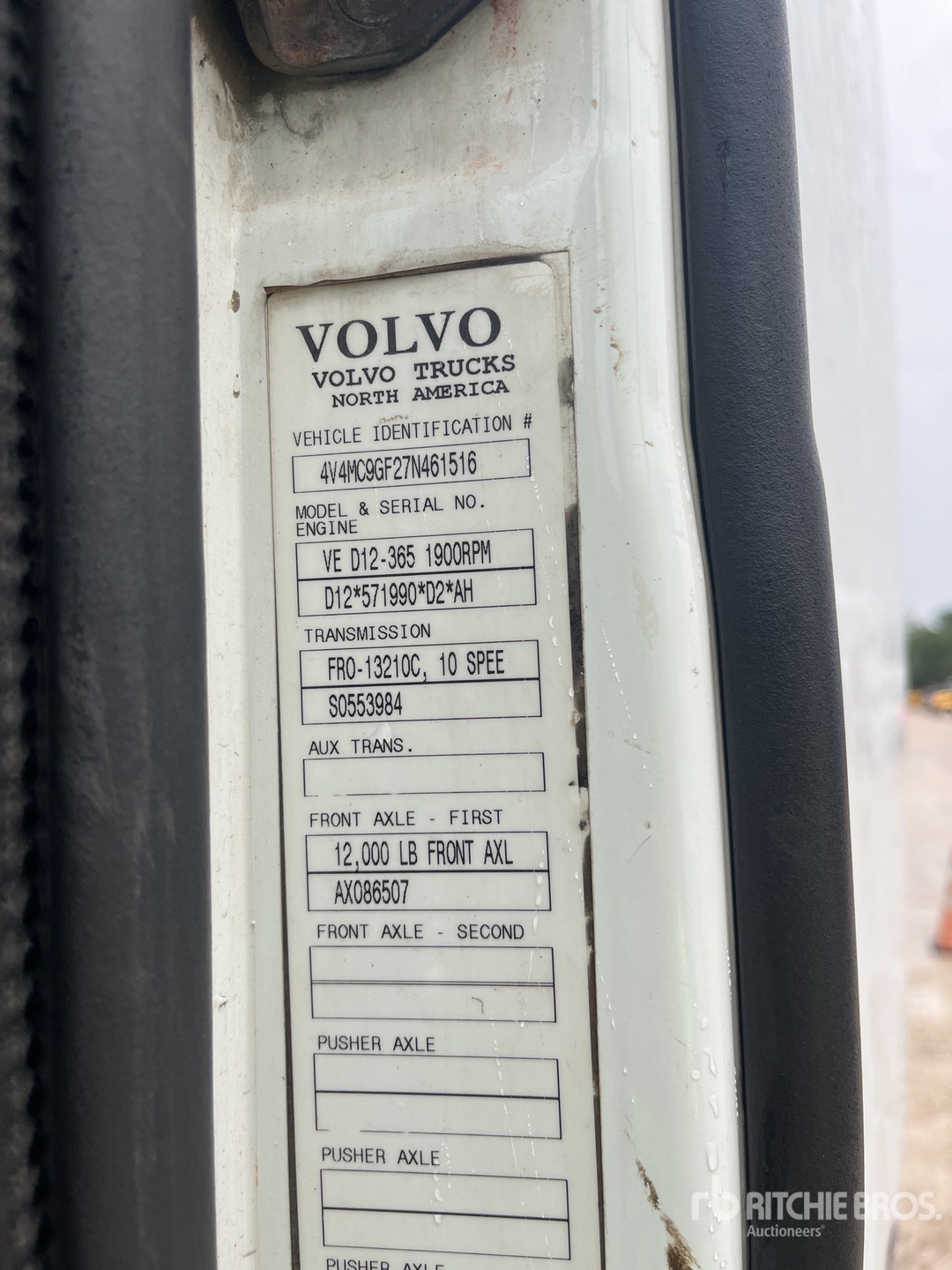 Photo of a 2007 Volvo VNM