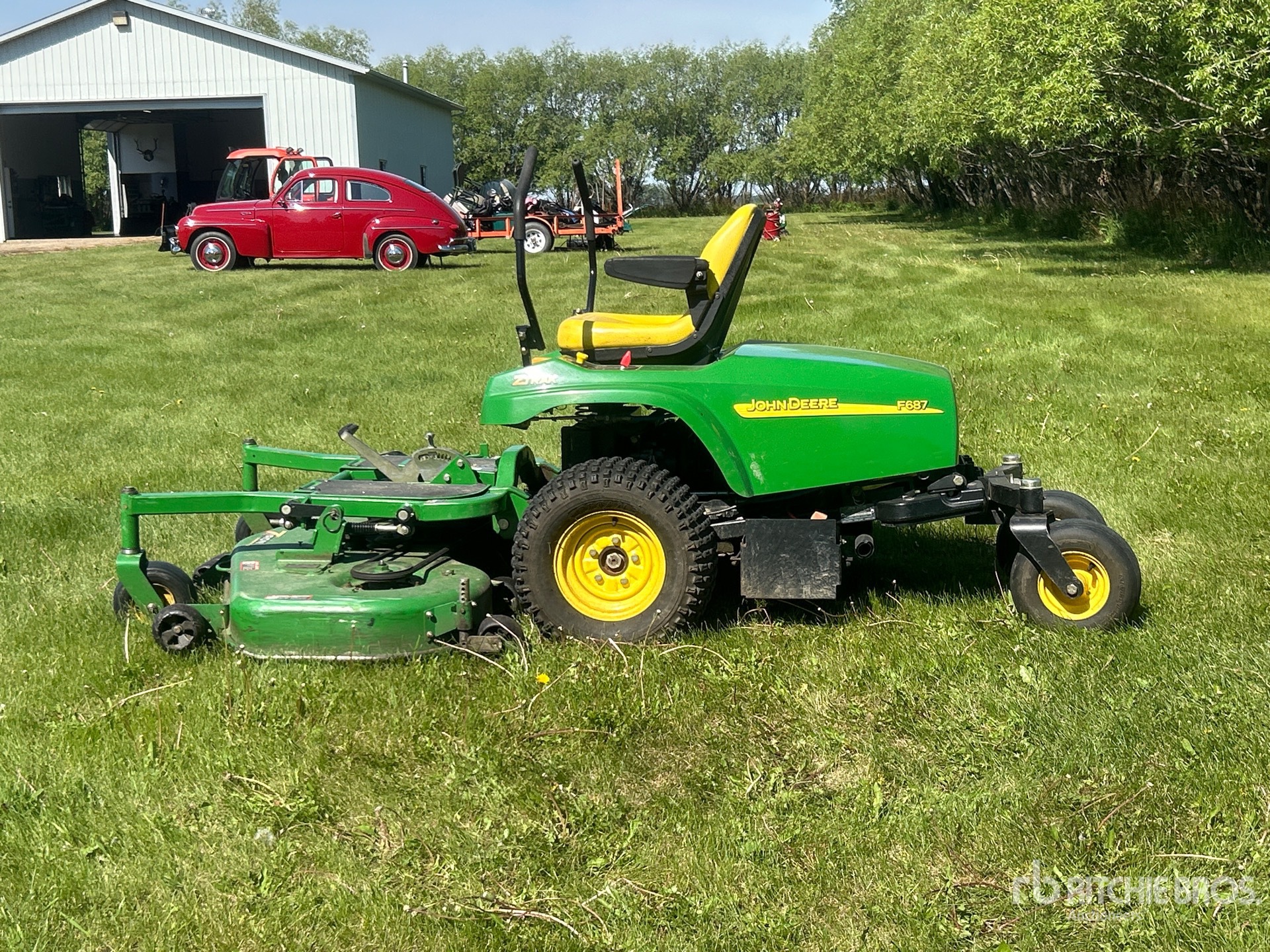 General Appearance with Picture, Left Rear Corner