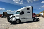 General Appearance with Bild, Ecke vorne links