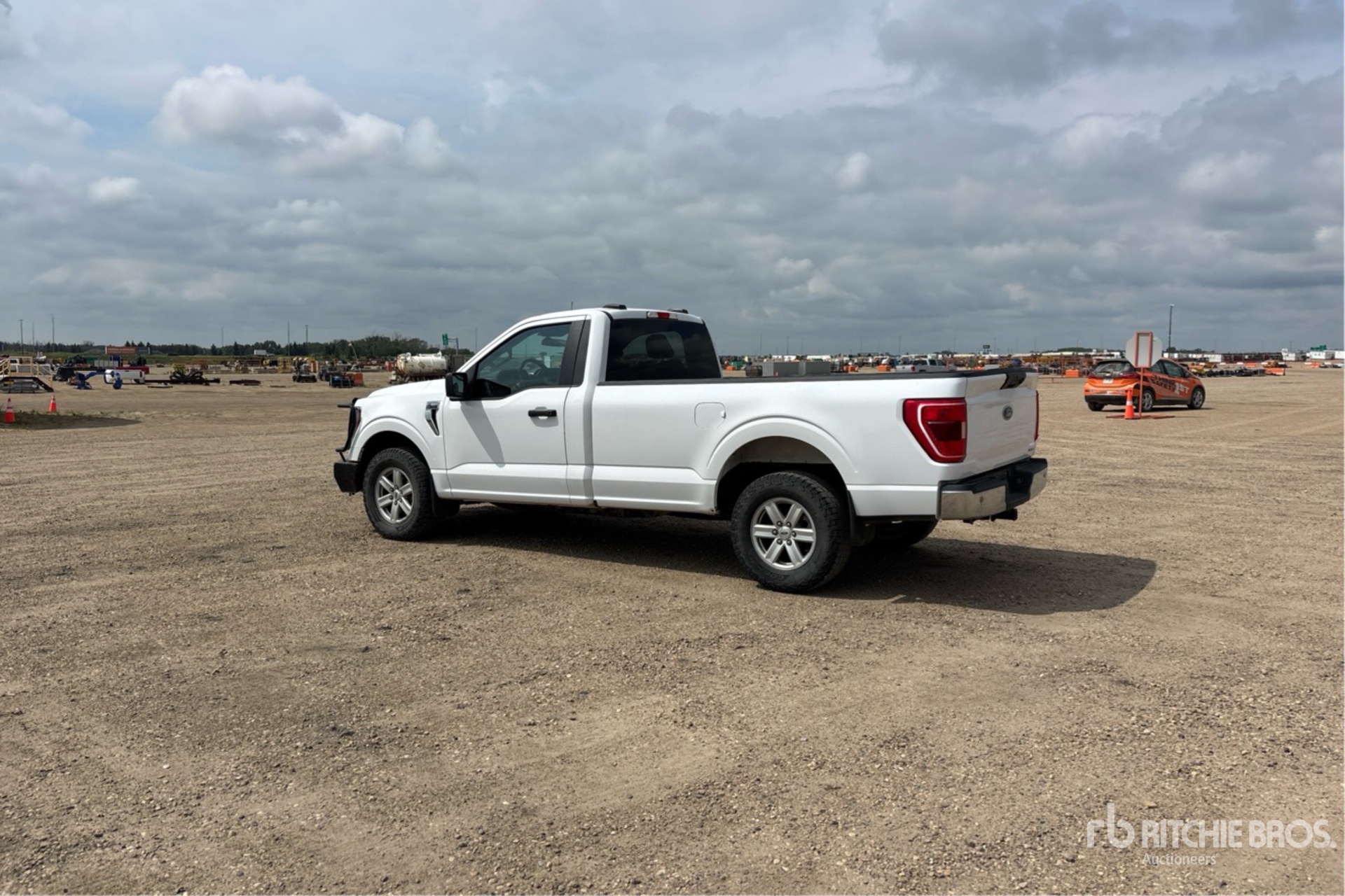 General Appearance with Picture, Left Rear Corner