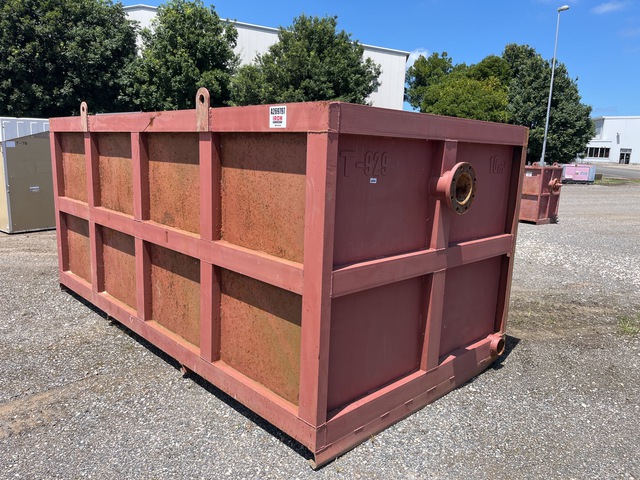 2014 年Tsurumi 9000 L Water Tank