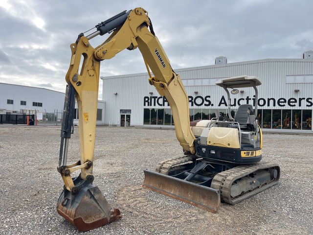 2015 Yanmar B6-6A Mini Excavator