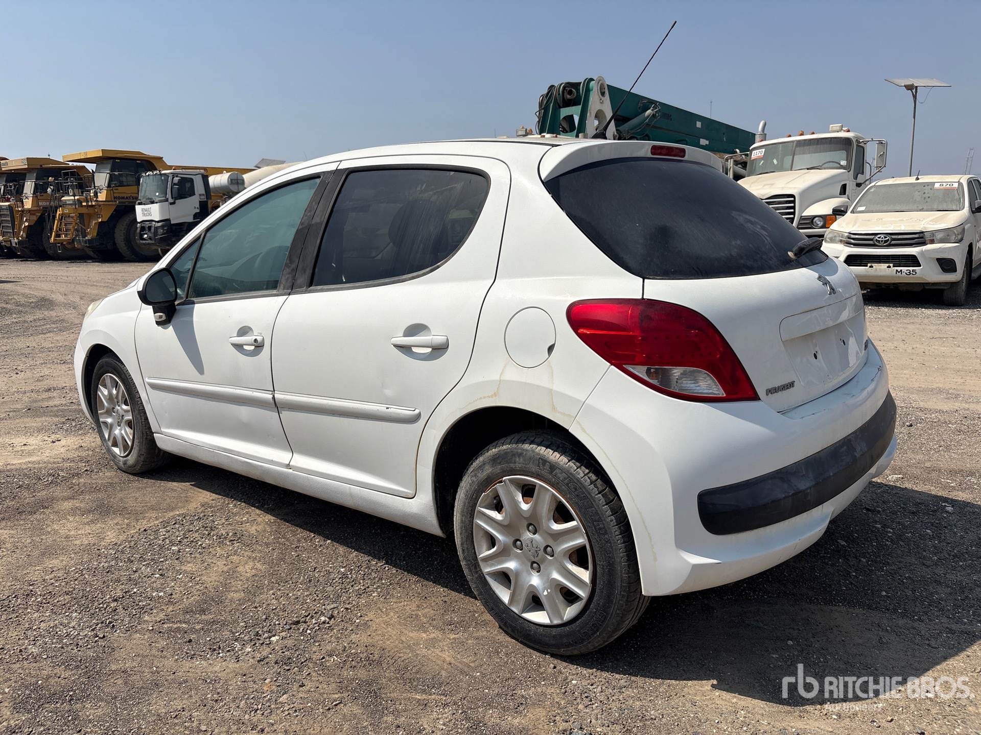 General Appearance with Picture, Left Rear Corner