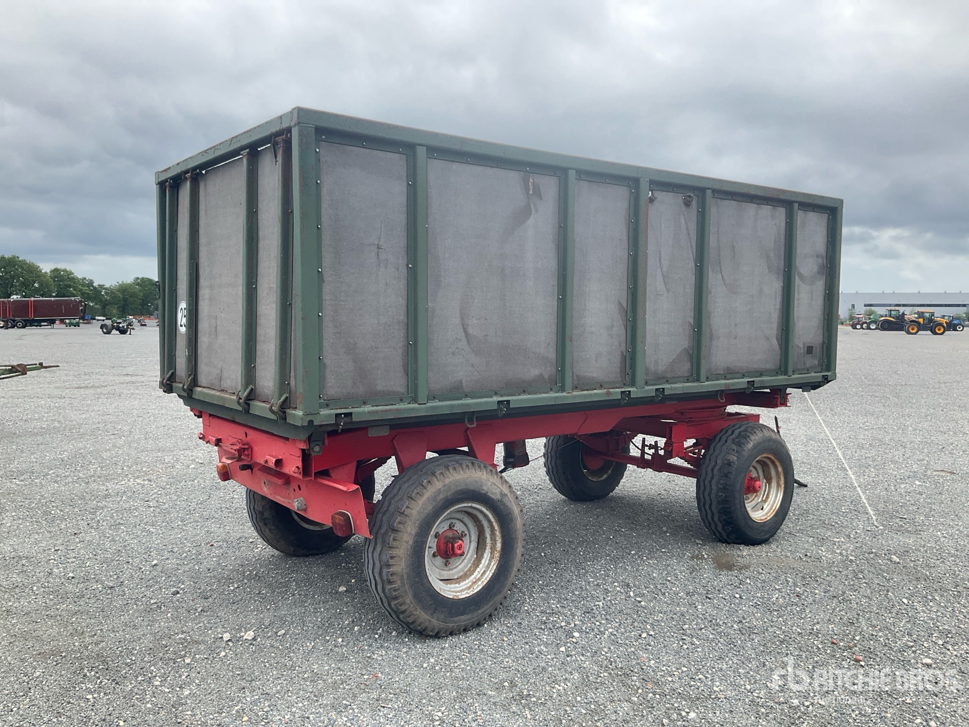 General Appearance with Picture, Right Rear Corner