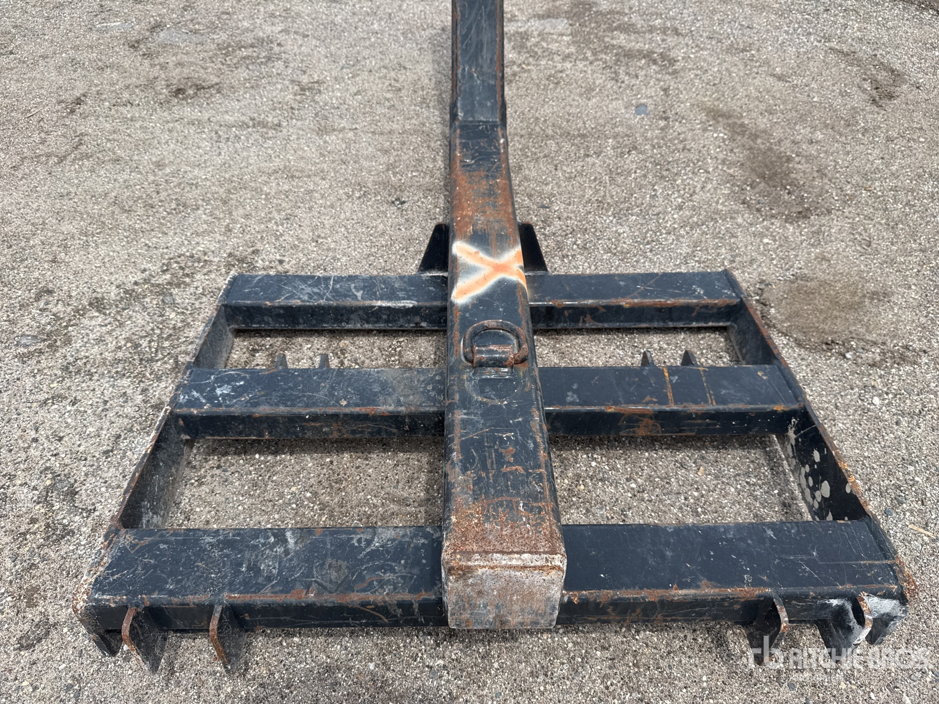 JLG 42 in