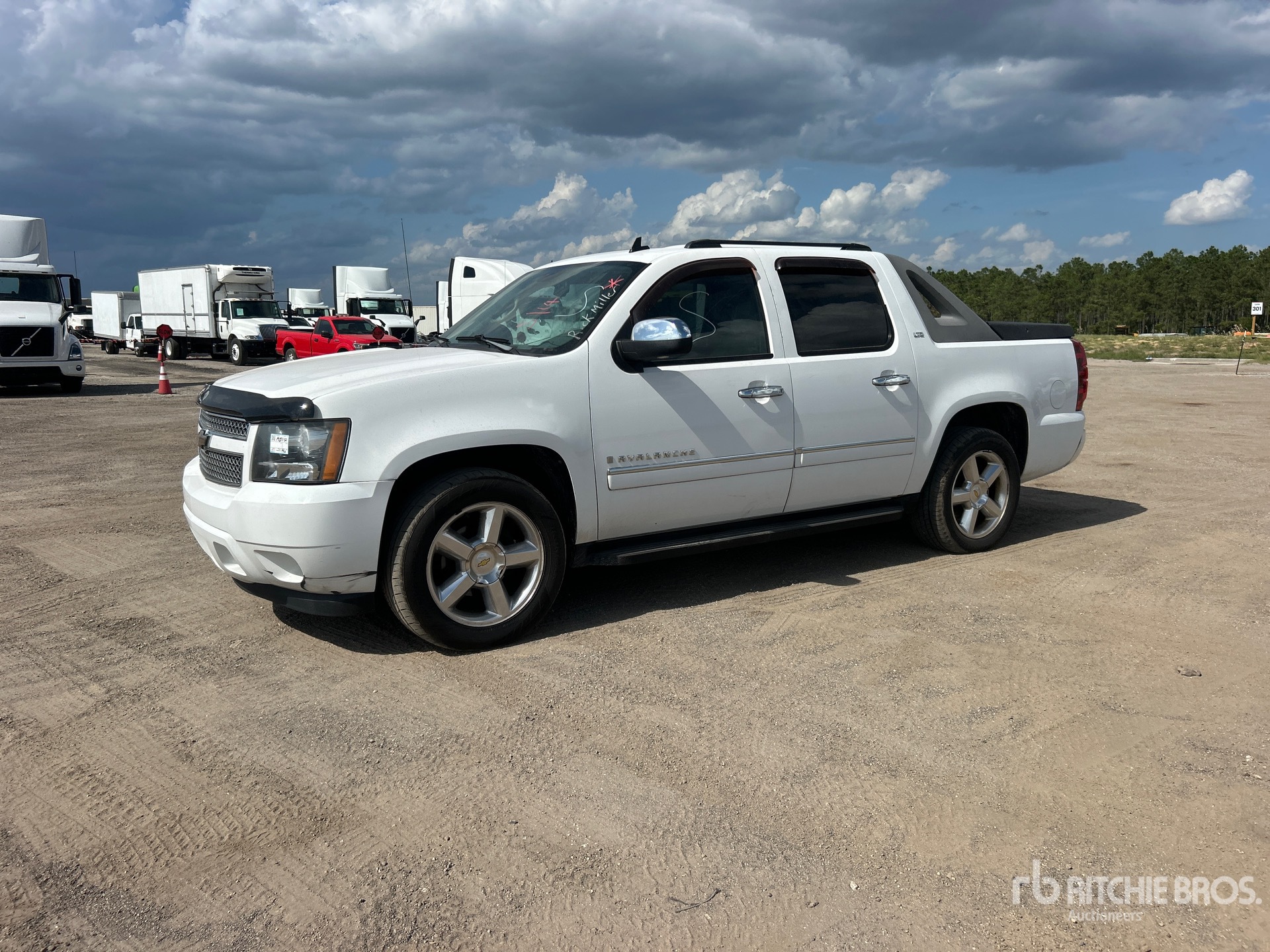 General Appearance with Featured Photo