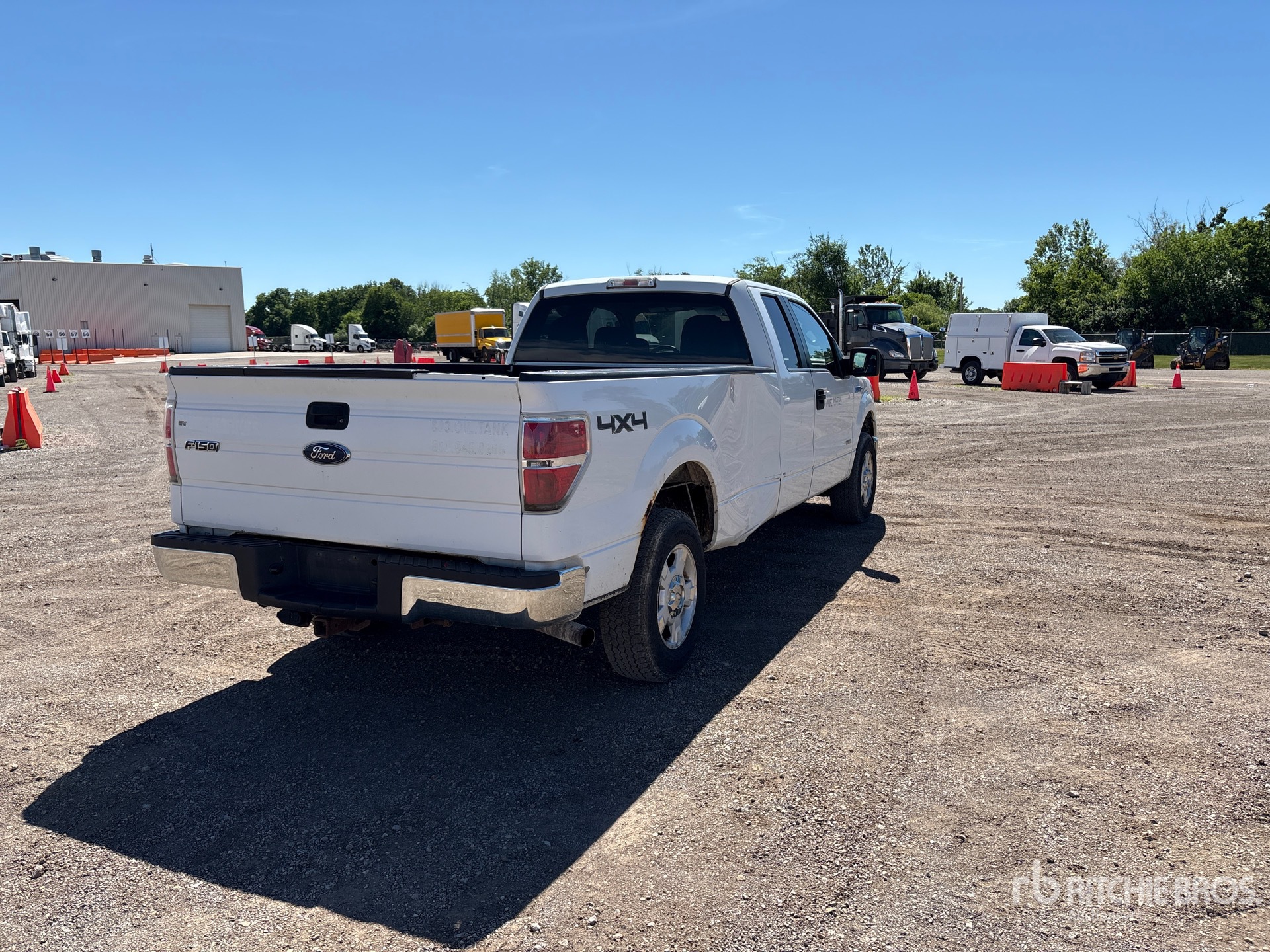 General Appearance with Picture, Right Rear Corner