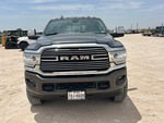 General Appearance with Exterior Lights