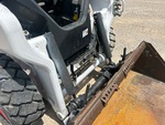 Hydraulics with Bucket Tilt Cylinders
