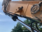 Hydraulics with Bucket Cylinder