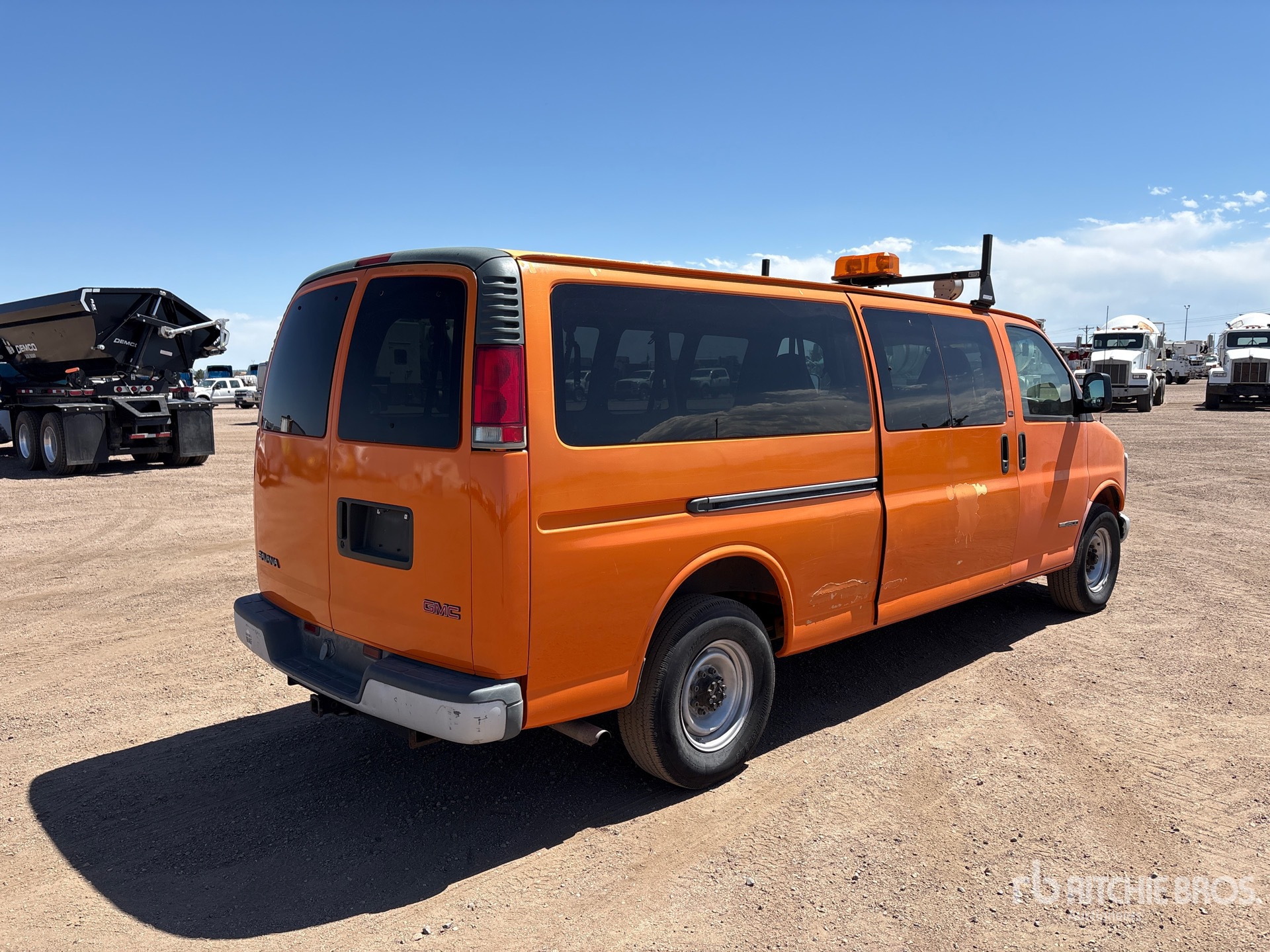 General Appearance with Picture, Right Rear Corner